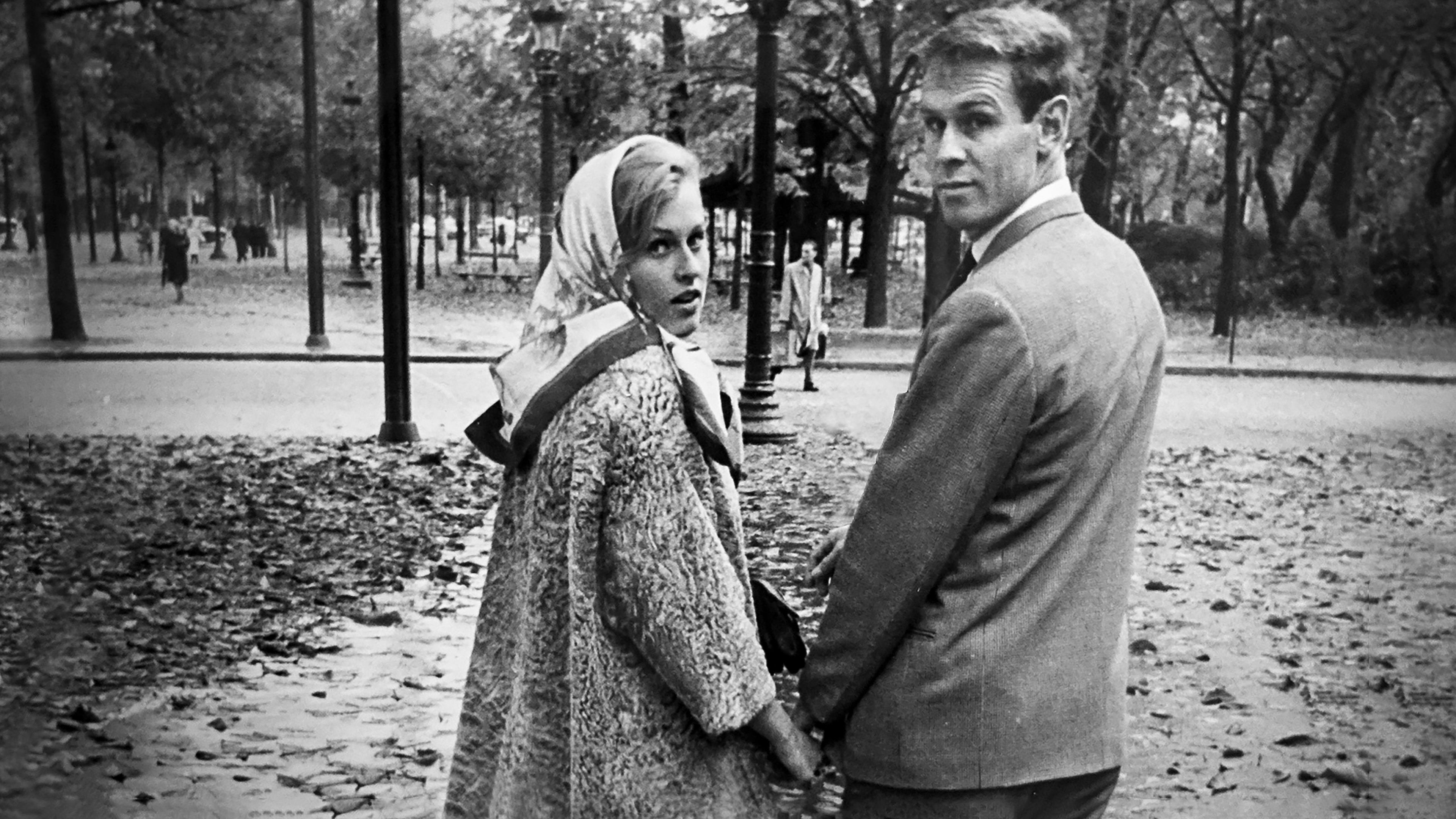 Tumba – en släktsaga Background