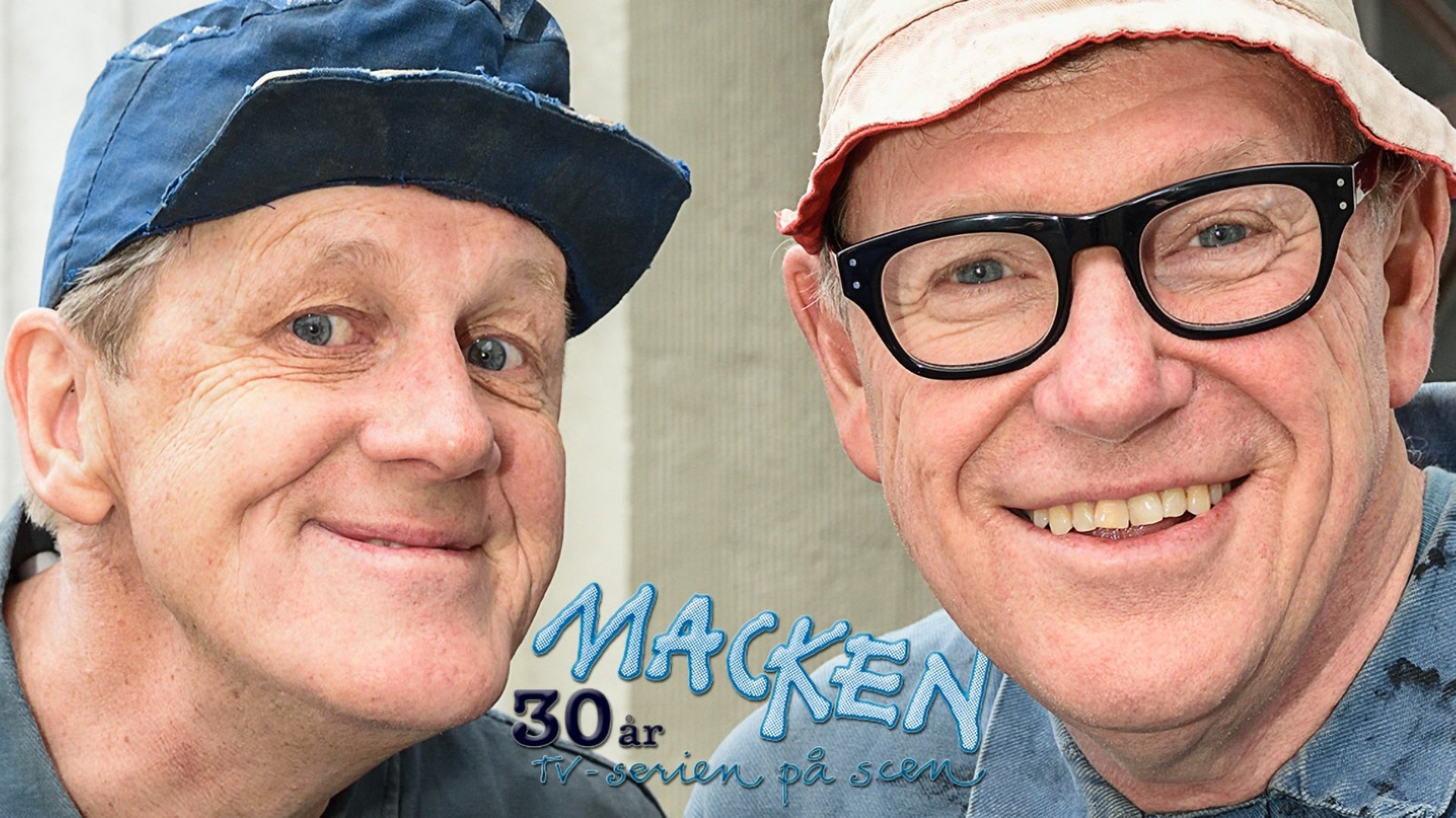 Macken – TV-serien på scen Background