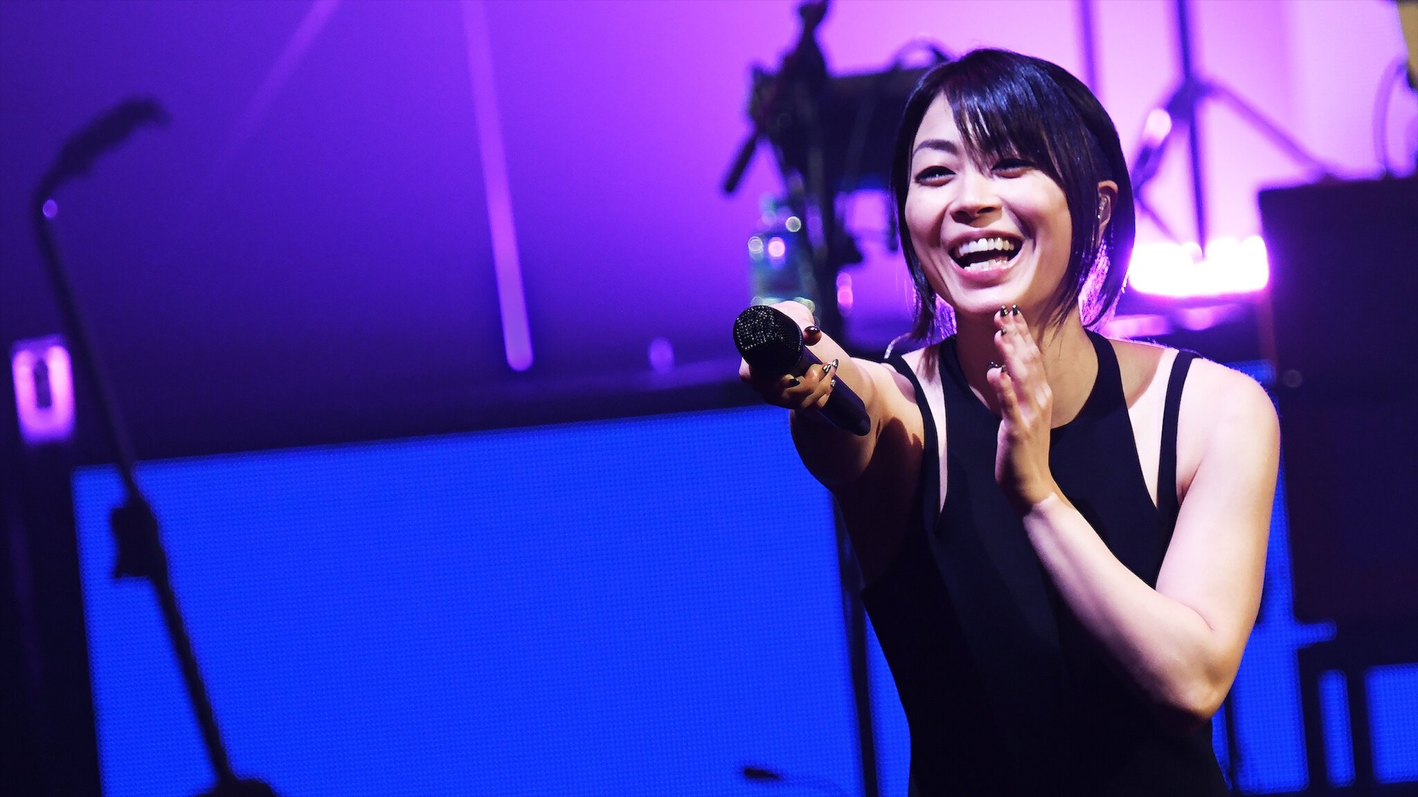 Hikaru Utada Laughter in the Dark Tour 2018 Background
