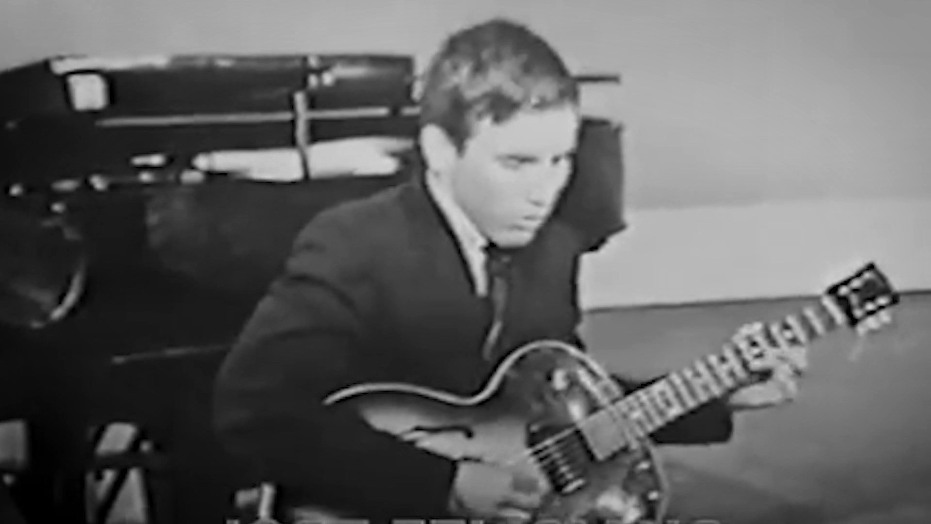 Jose Feliciano: Behind This Guitar Background