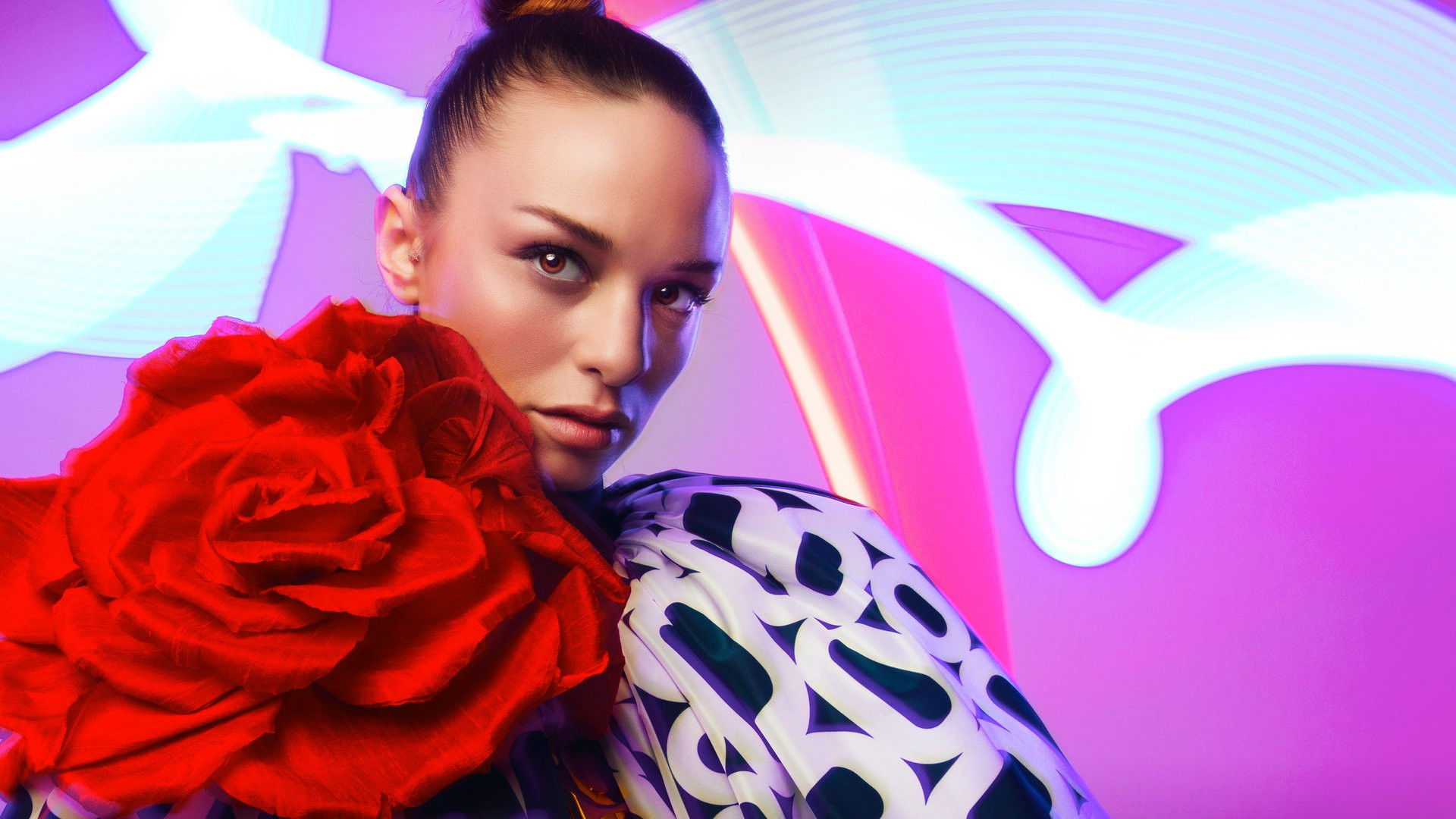 Nasıl Fenomen Oldum Background