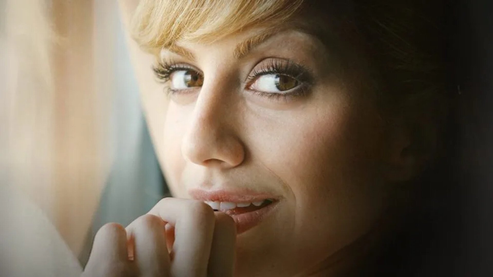 What Happened, Brittany Murphy? Background
