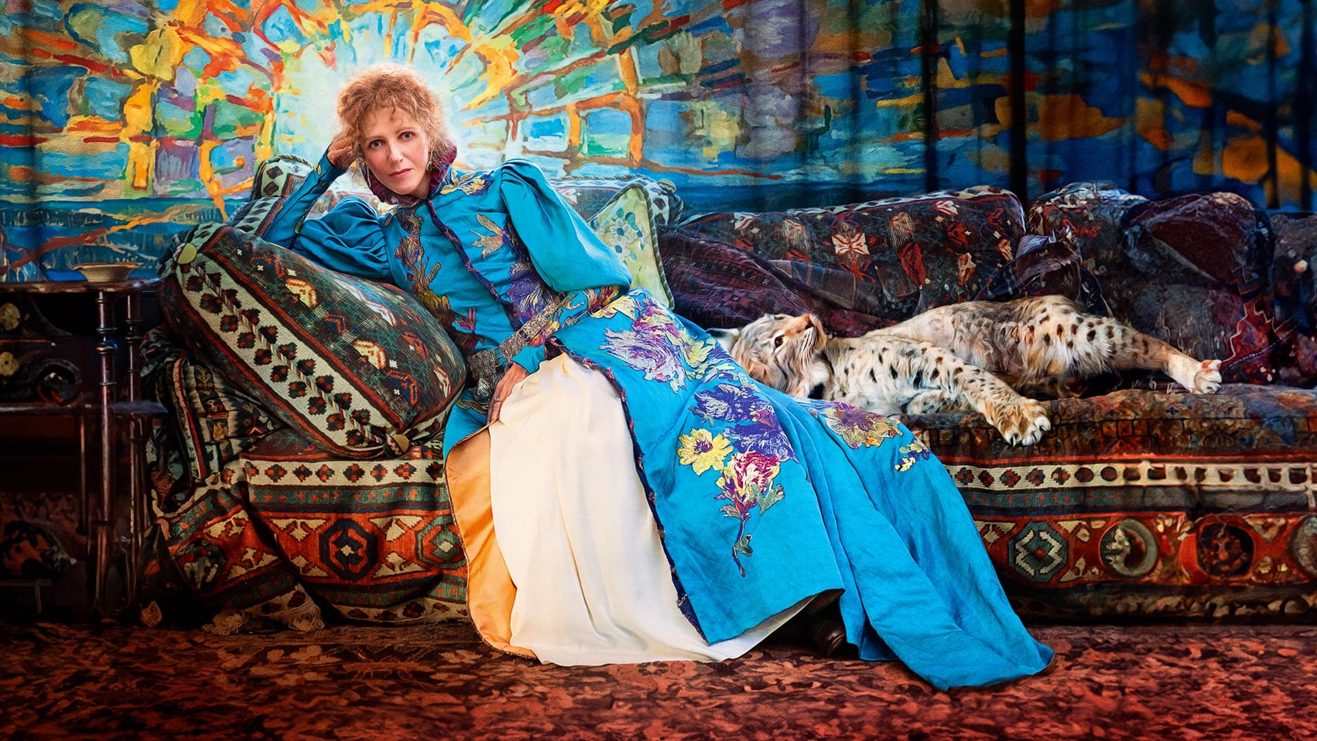 The Divine Sarah Bernhardt Background