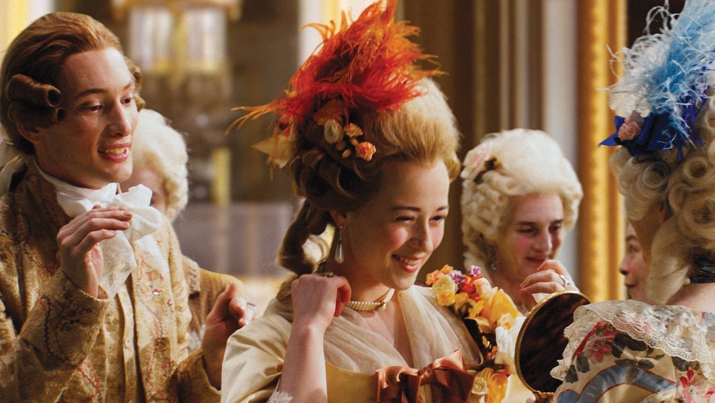 Marie-Antoinette, la véritable histoire Background