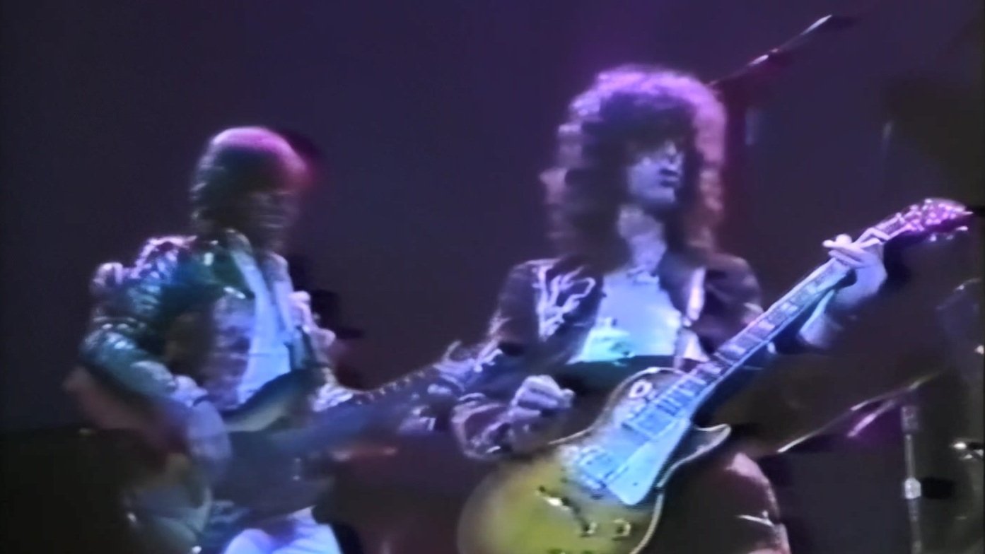 Led Zeppelin - Live At Earl's Court 1975 Background