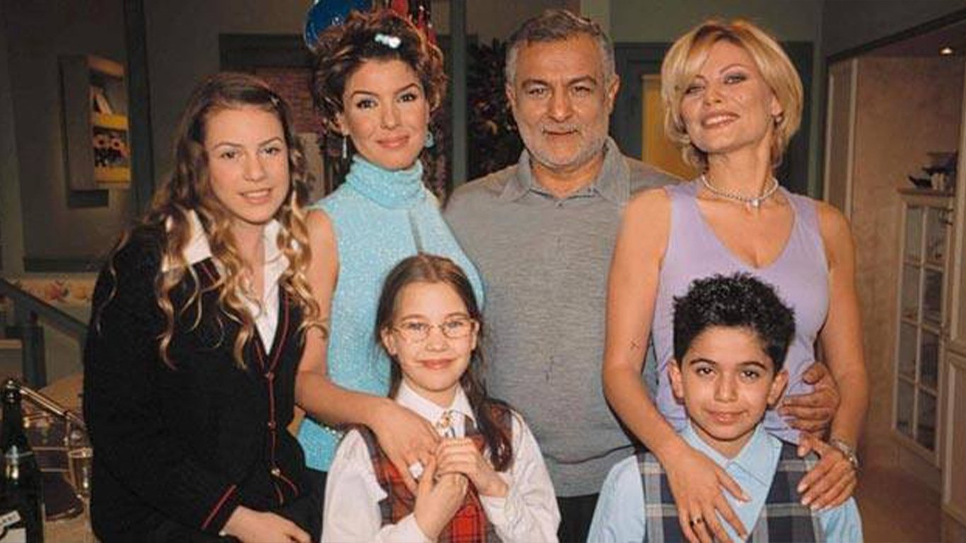 Dadı Background