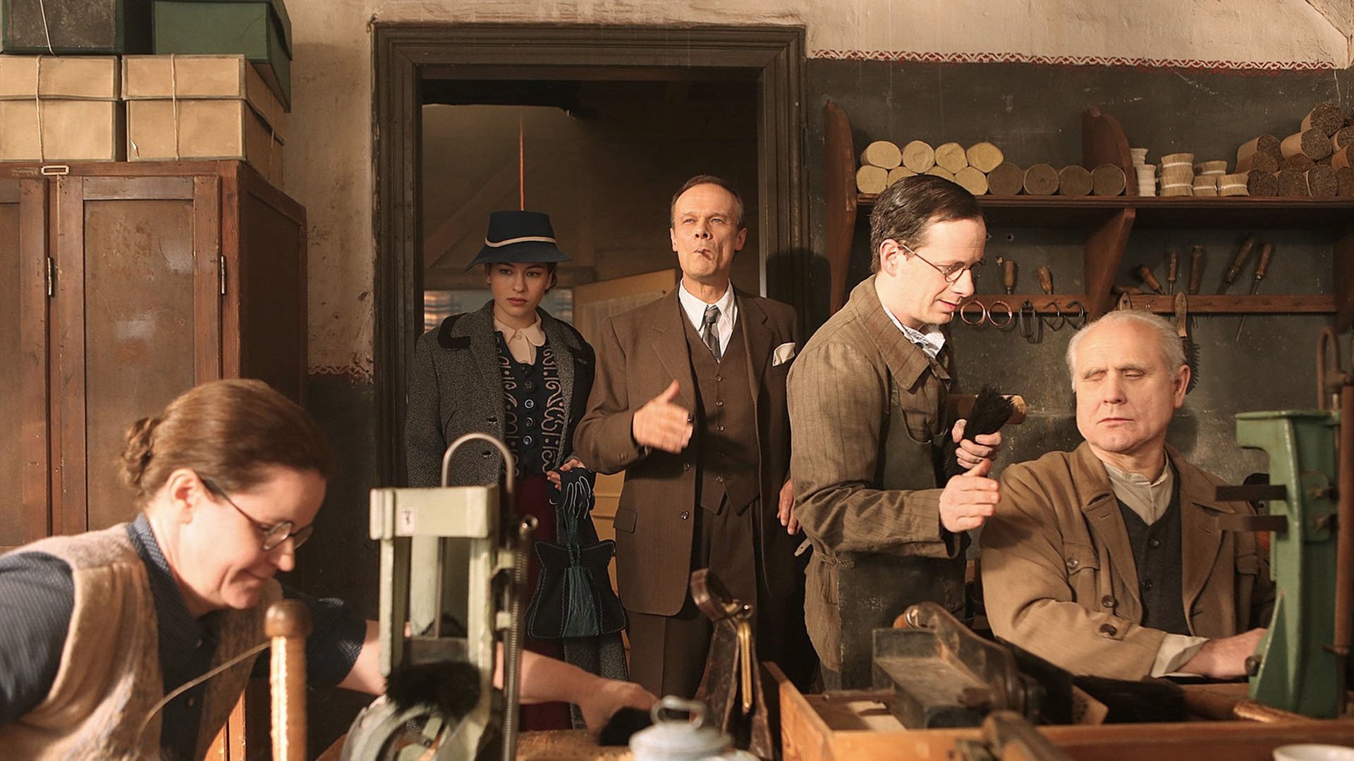 A Blind Hero: The Love of Otto Weidt Background