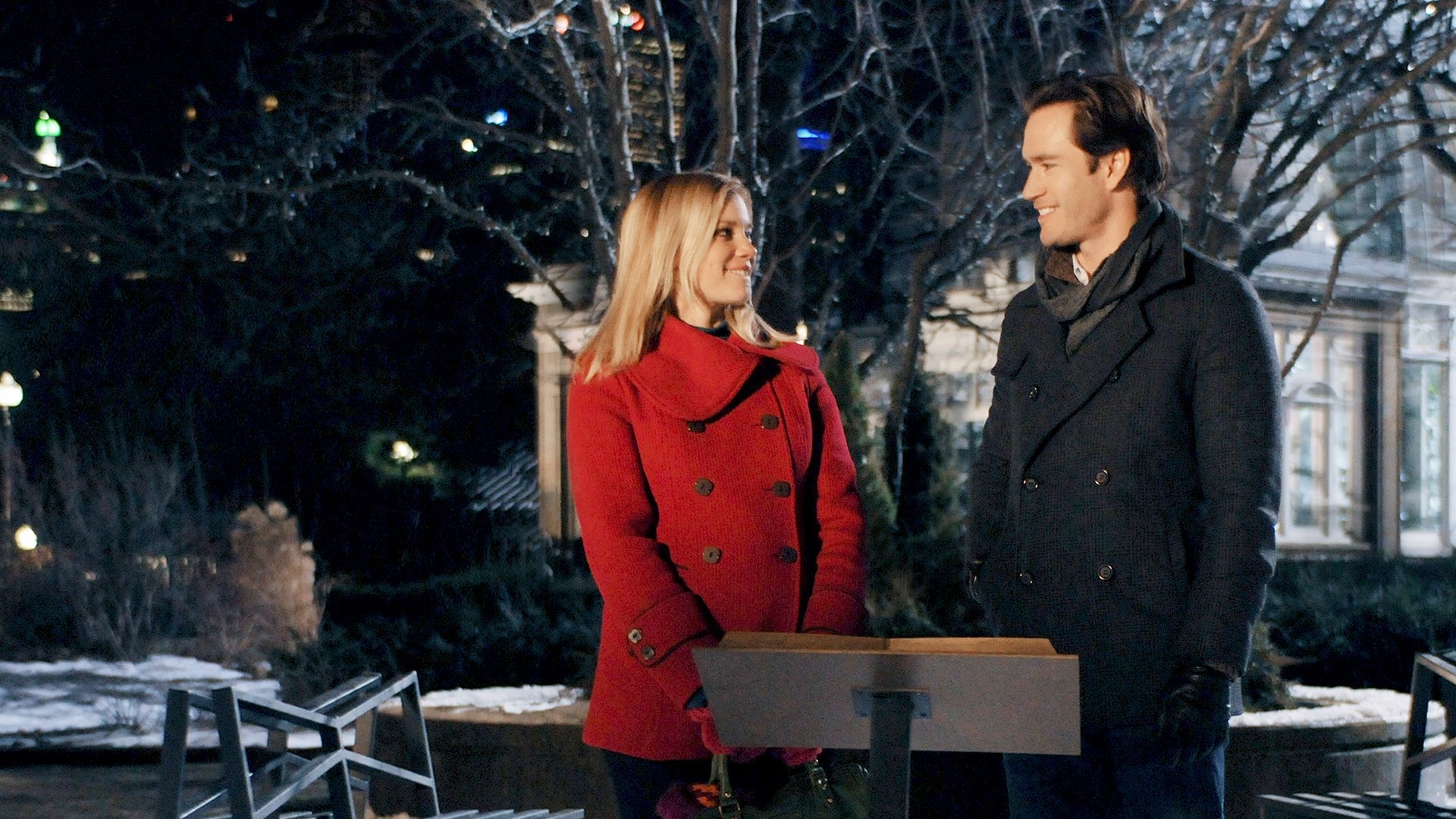 12 Dates of Christmas Background