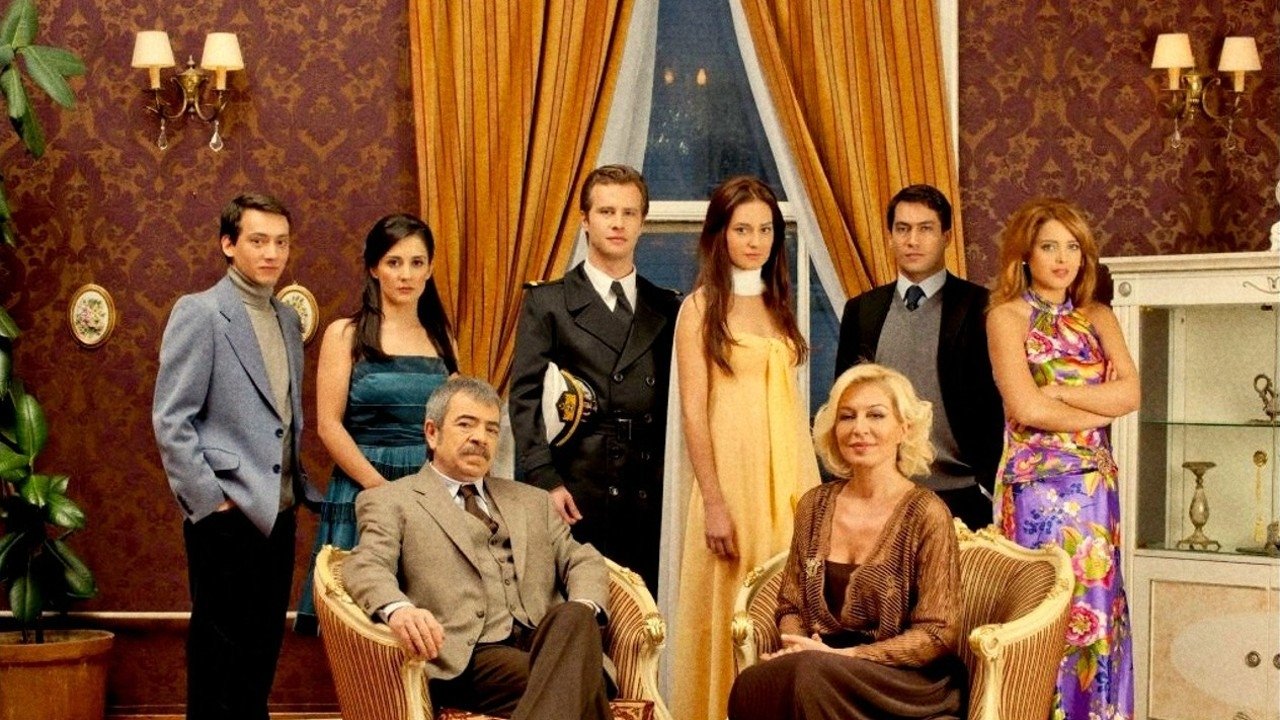 Mazi Kalbimde Yaradır Background