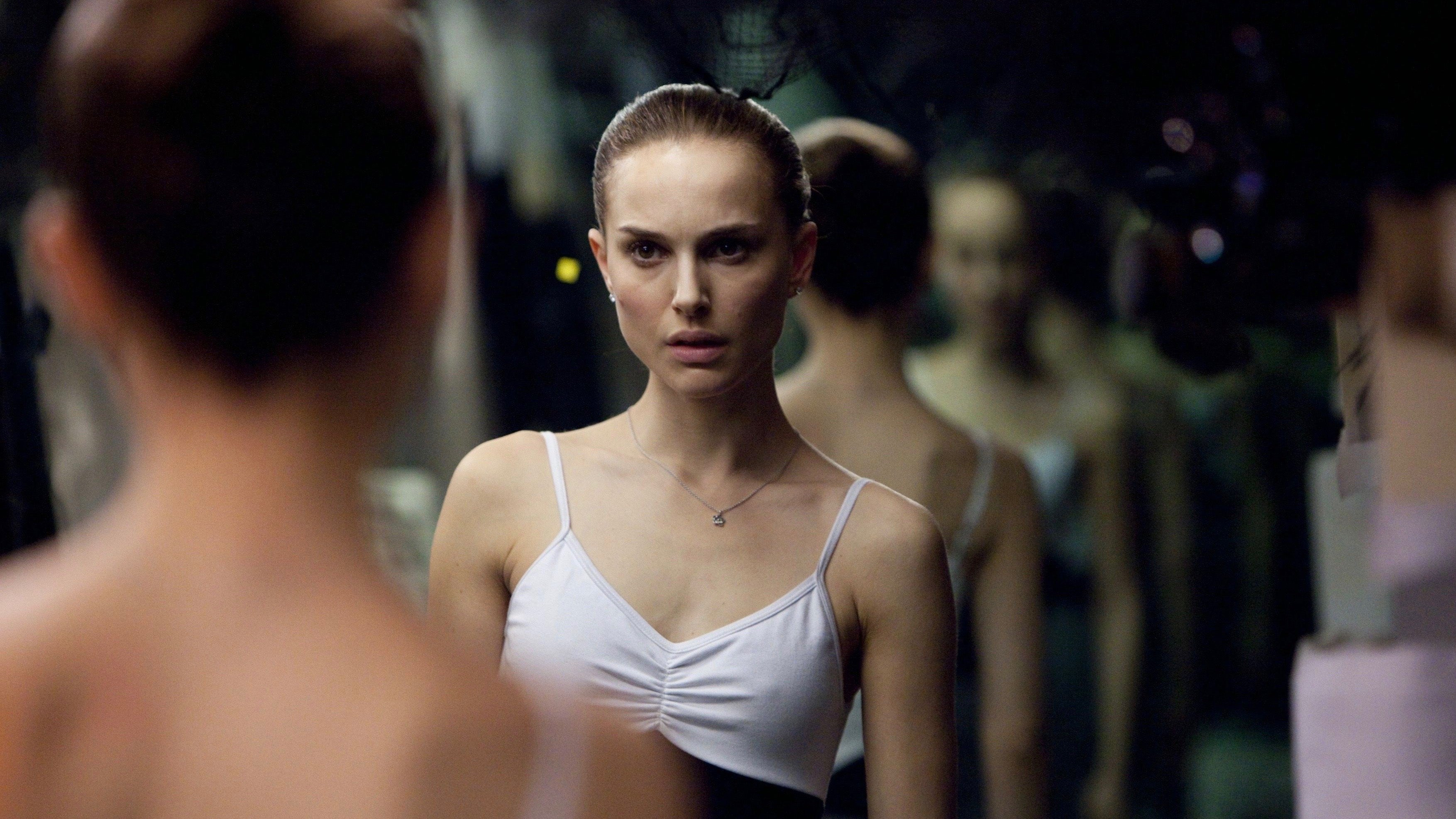Black Swan Background