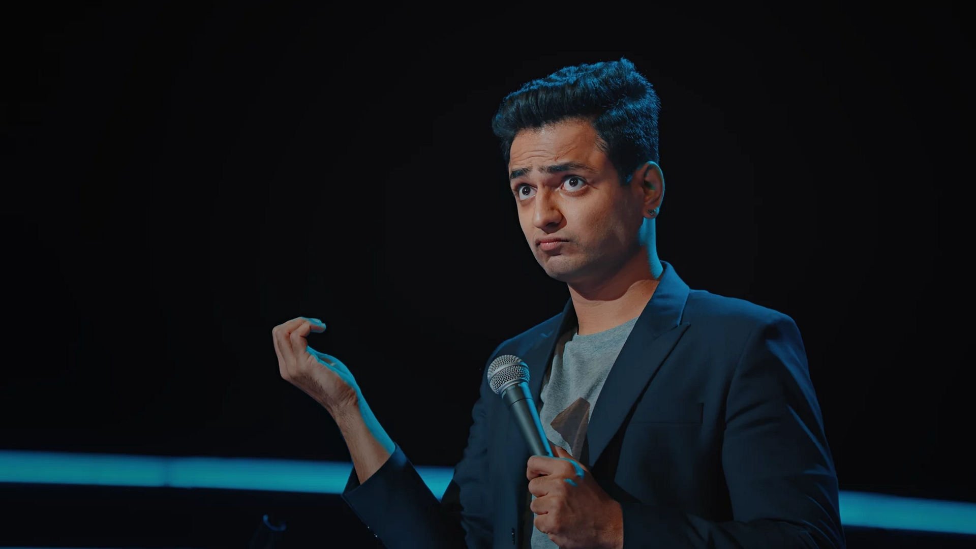 Kenny Sebastian: The Most Interesting Person in the Room Background