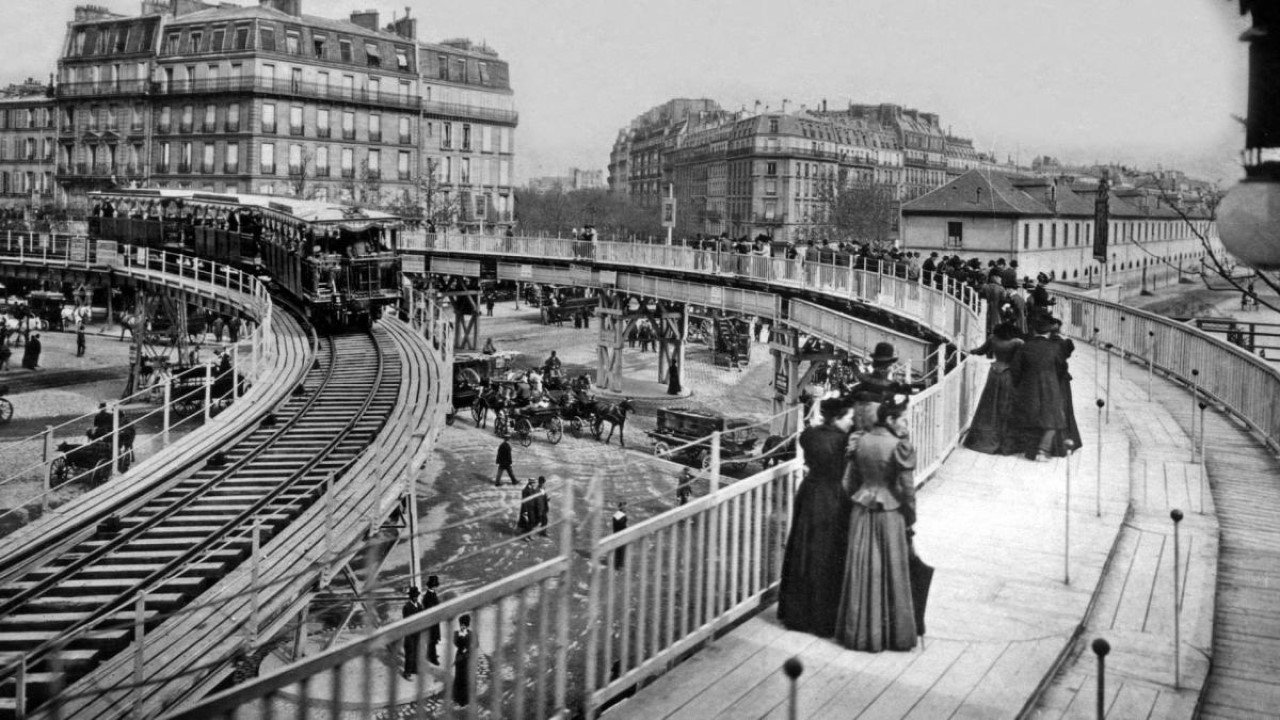 Les Trésors du Paris de la Belle Époque Background