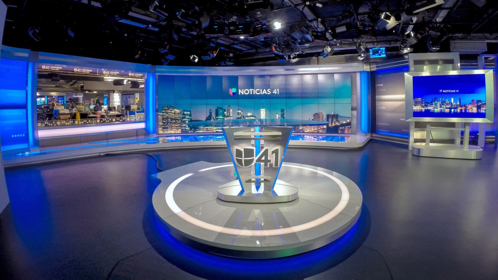 Noticias Univision 41 Background