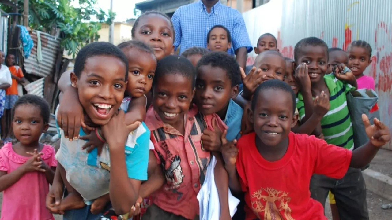 Mayotte, Childhood in Danger Background