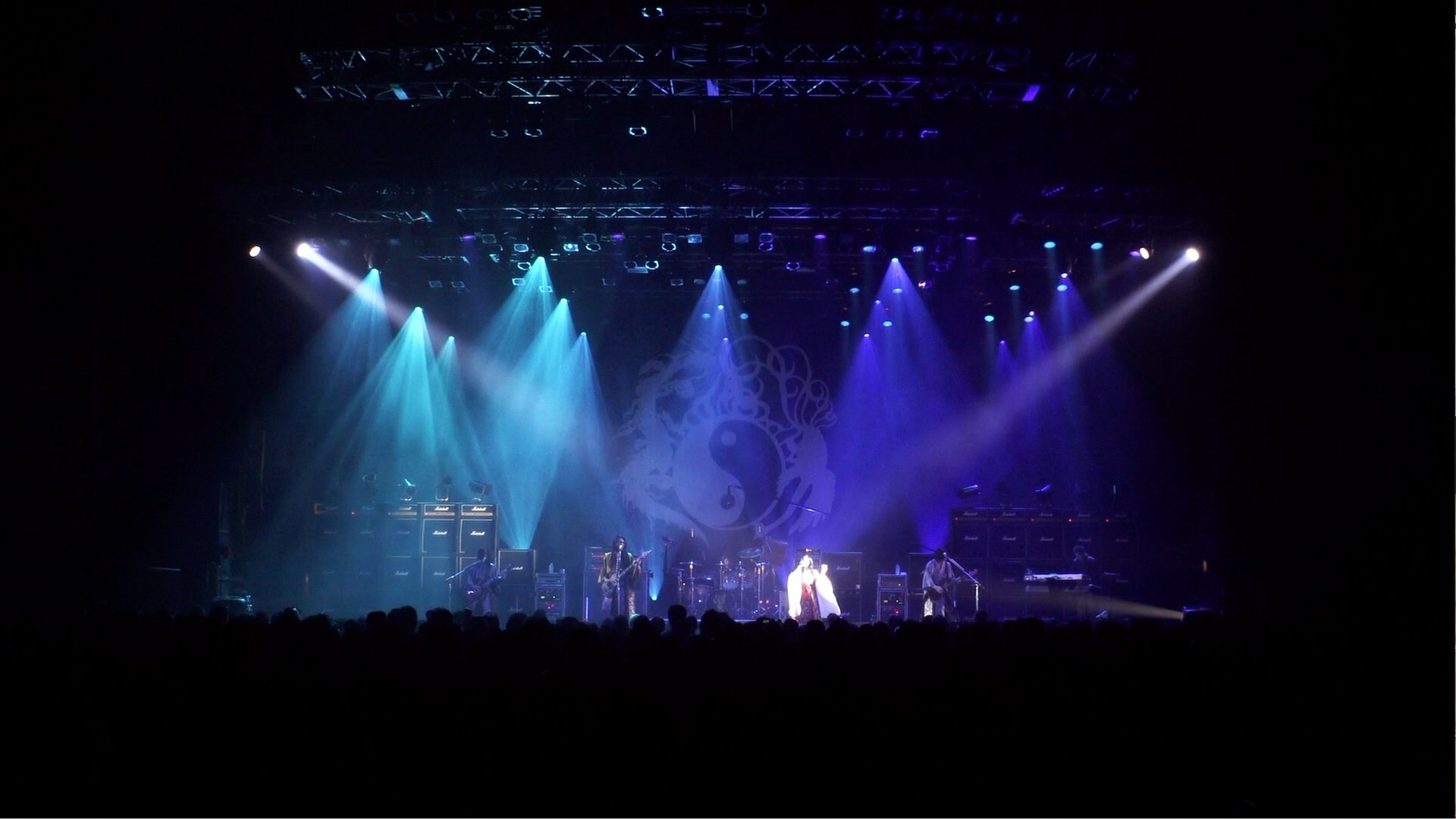 Onmyo-Za Raijin Raibu (Thunder God Live) Background