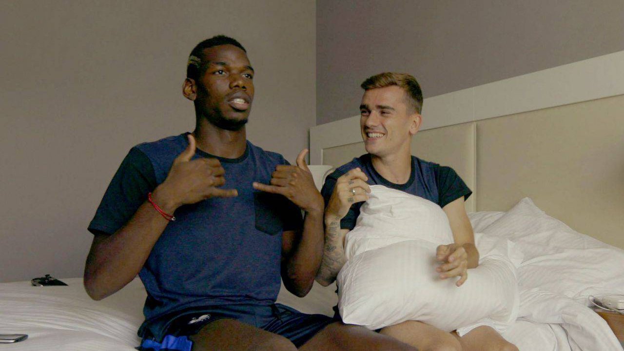 Euro 2016 : Au coeur des Bleus Background