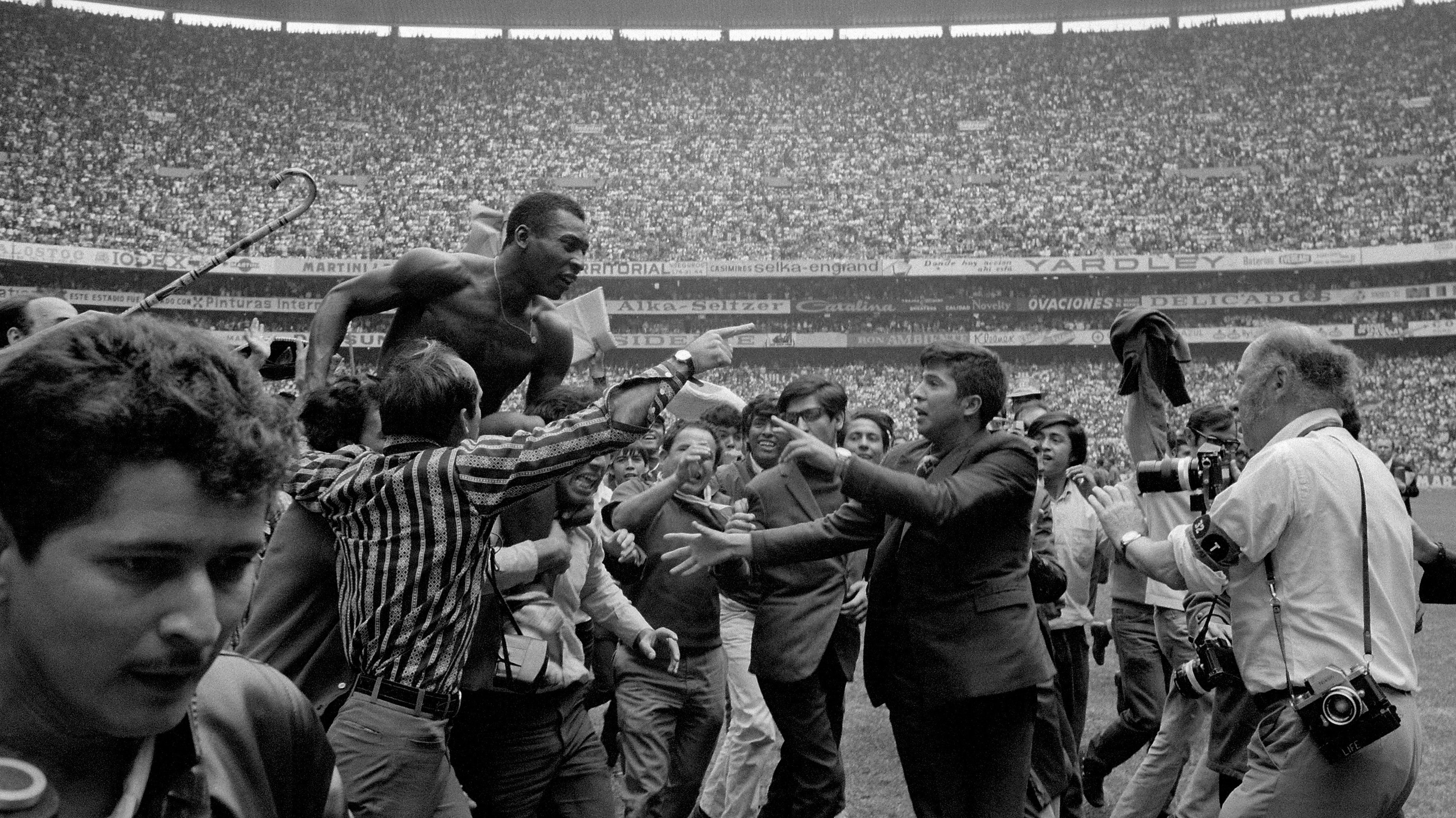 Pelé Background
