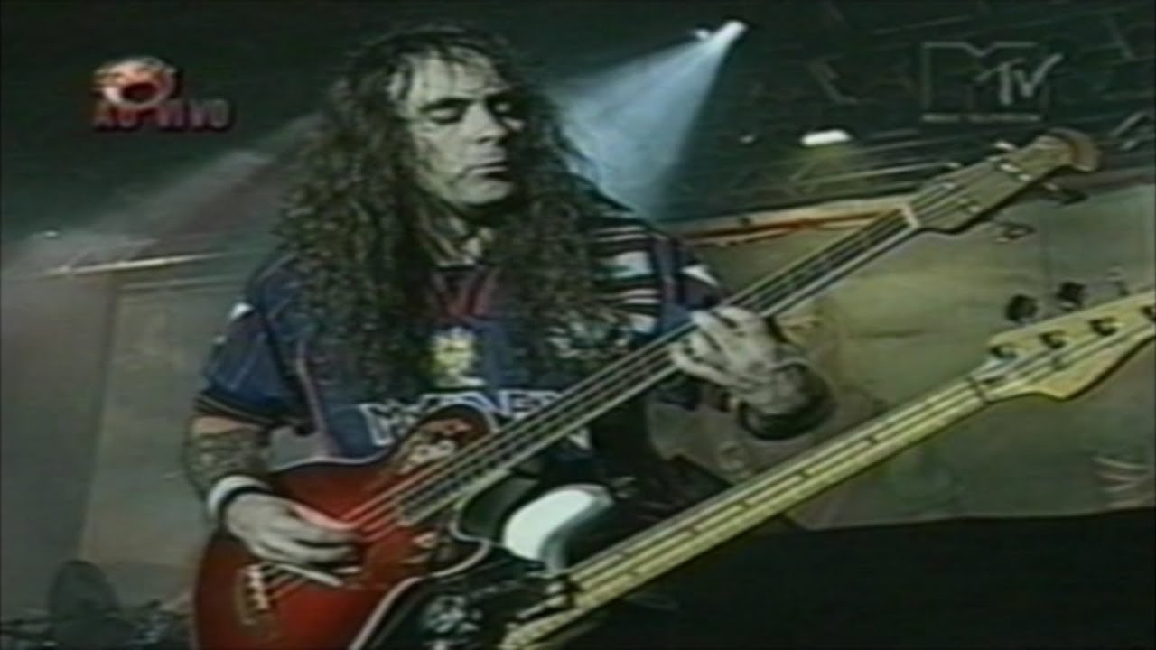 Iron Maiden: [1998] Live in Curitiba Background