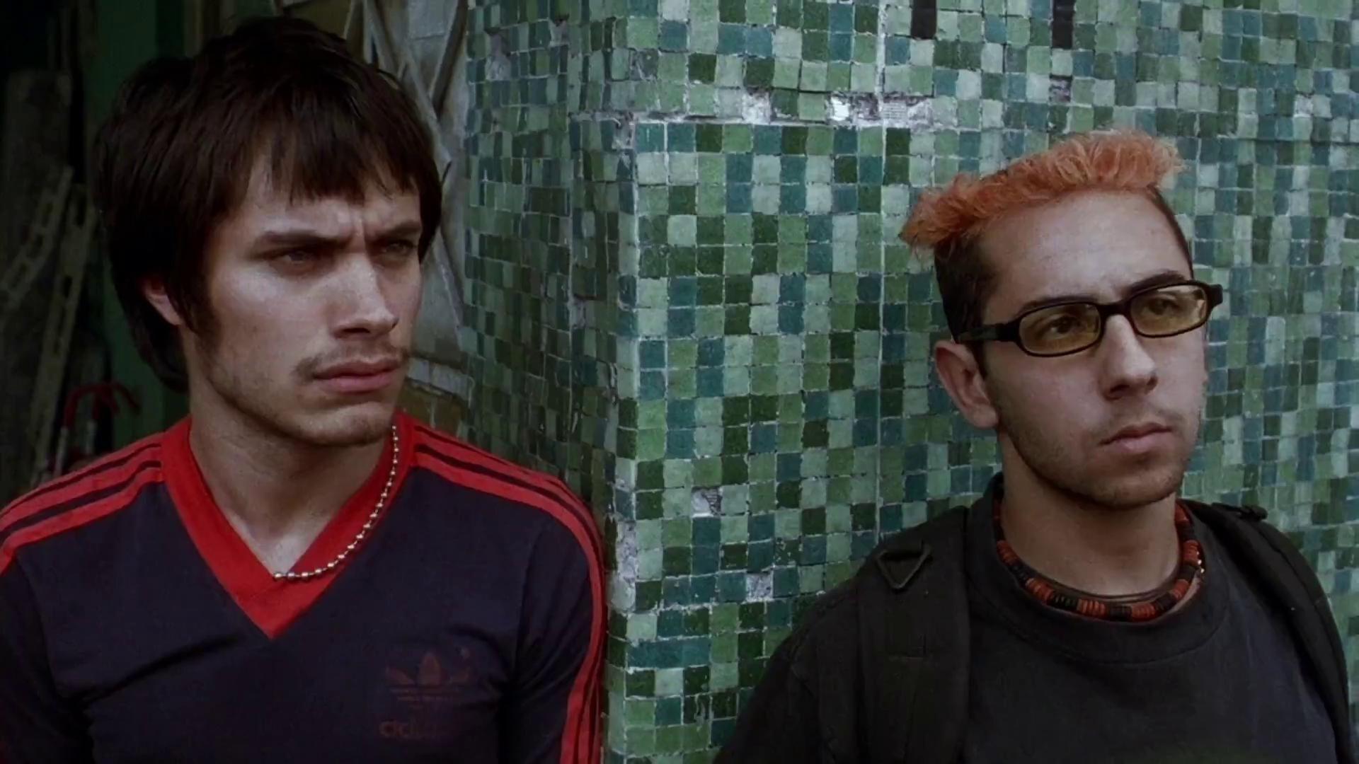 Amores perros Background