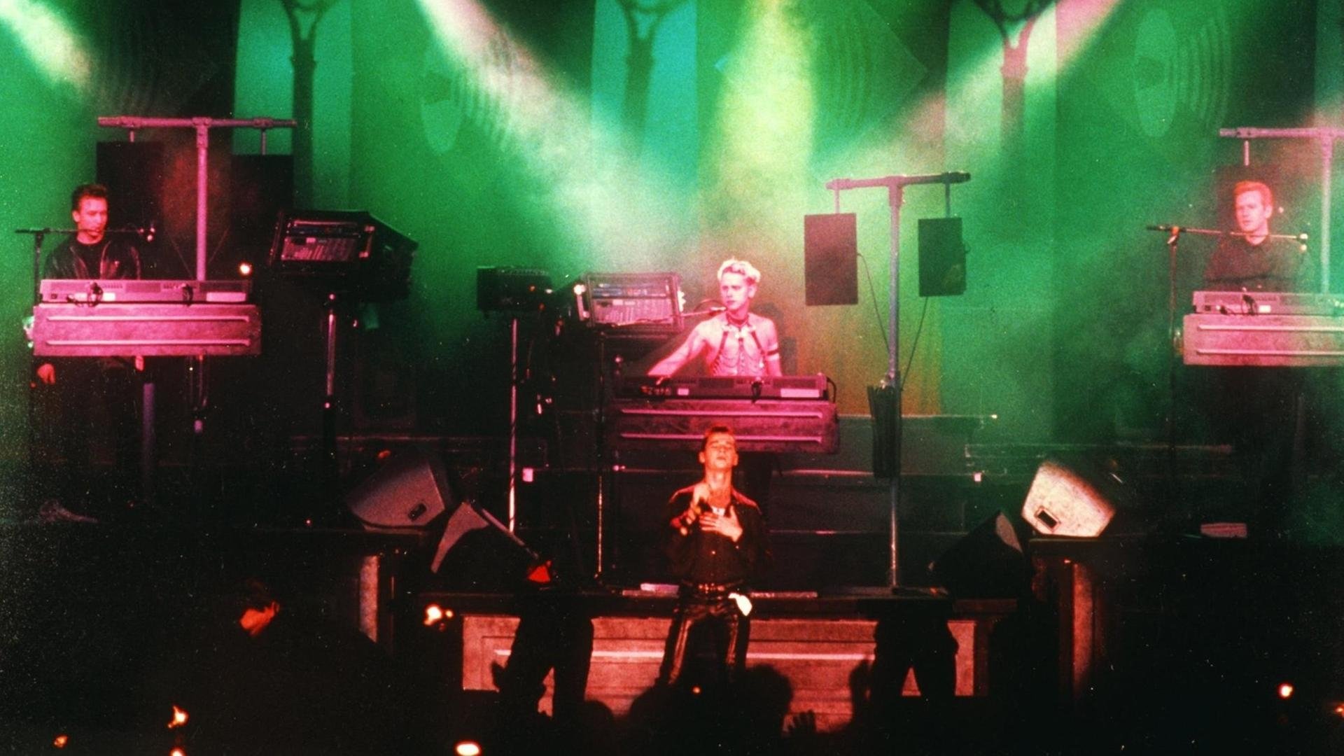 Depeche Mode und die DDR Background