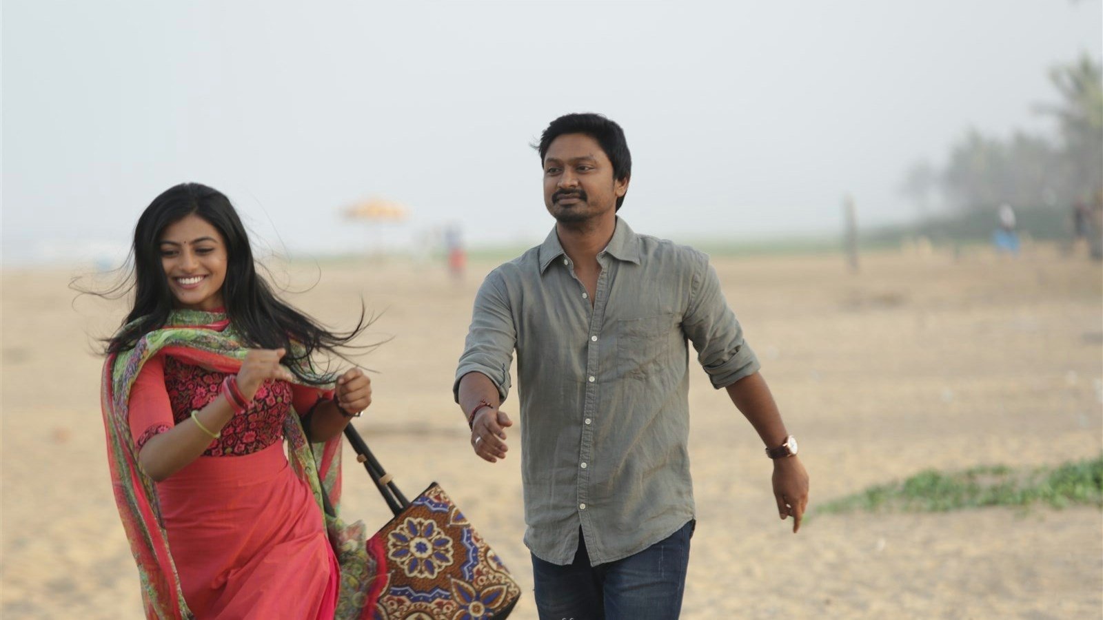 Pandigai Background