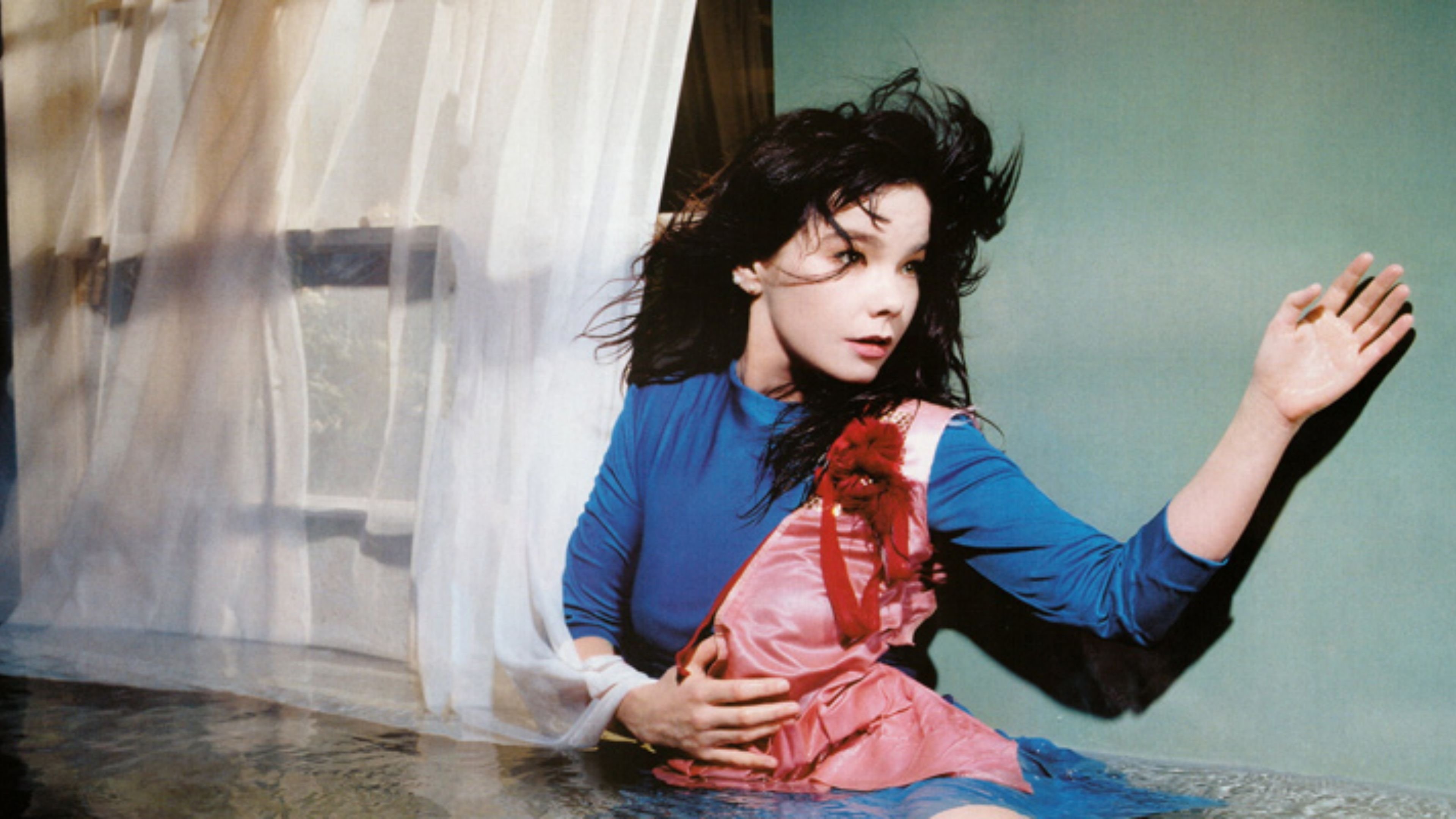 Inside Björk Background