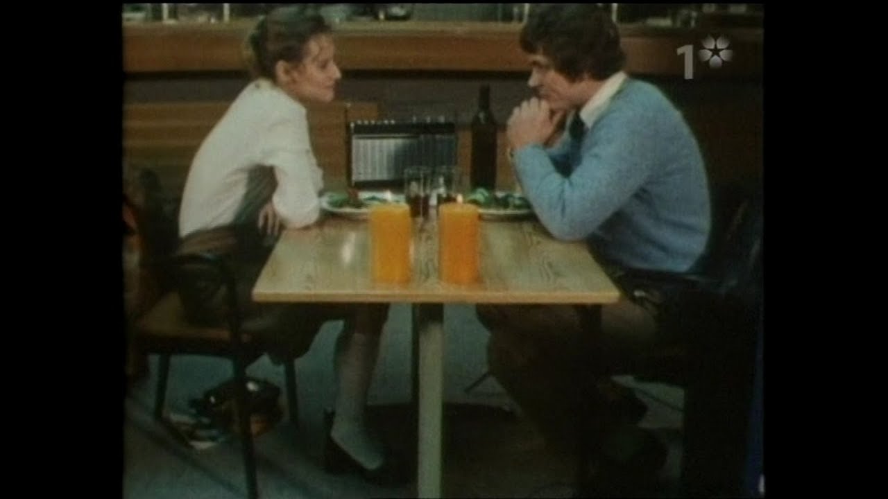 Väckning kl. 06.00 Background