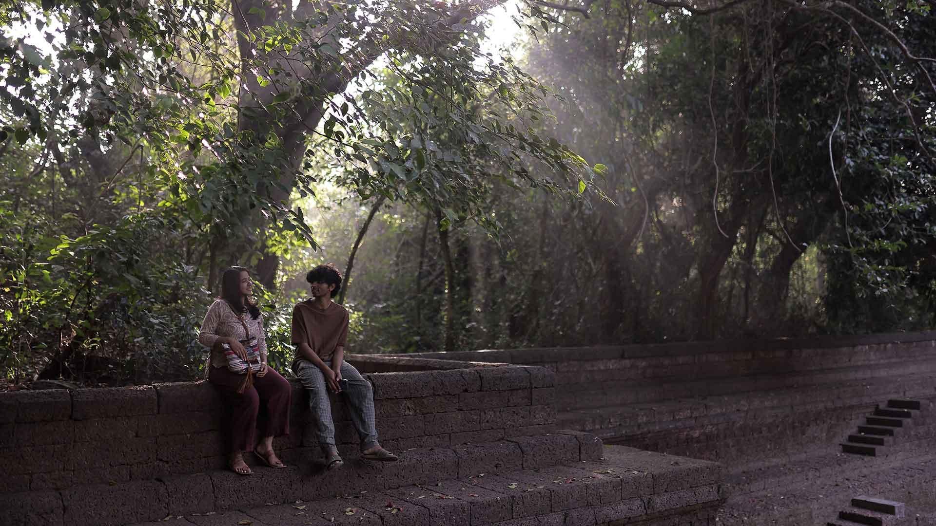Narayaneente Moonnaanmakkal Background