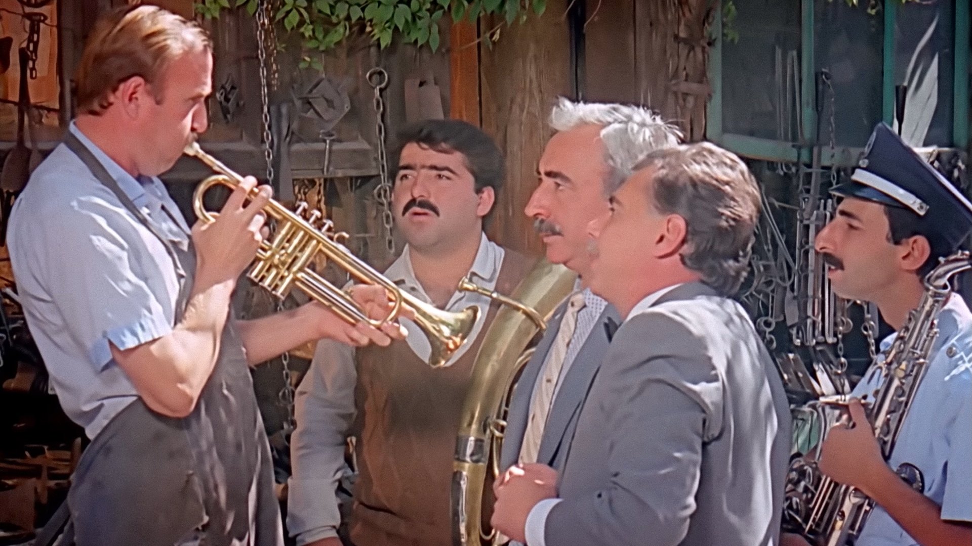 Selamsız's Band Background
