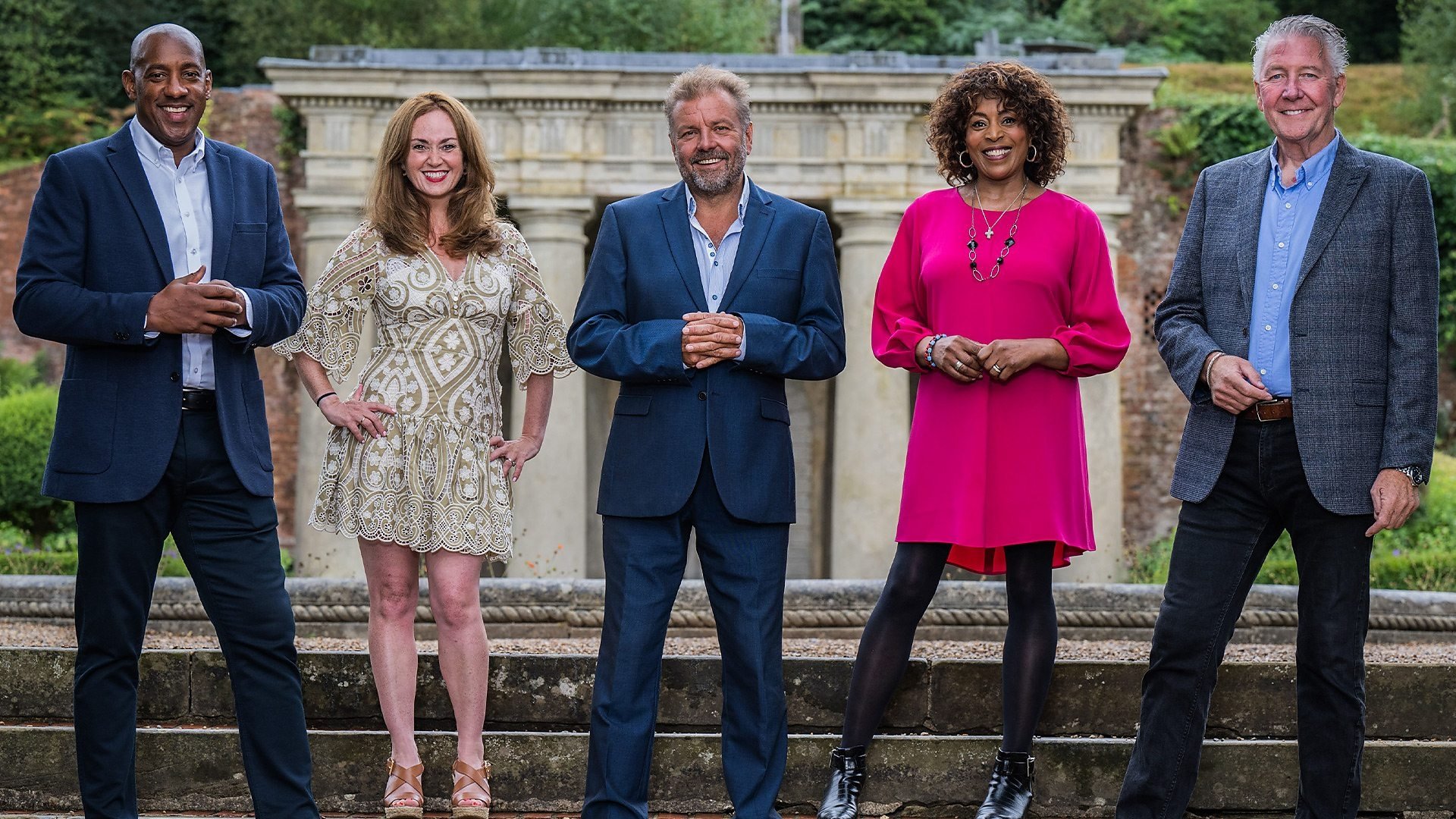 Homes Under the Hammer Background
