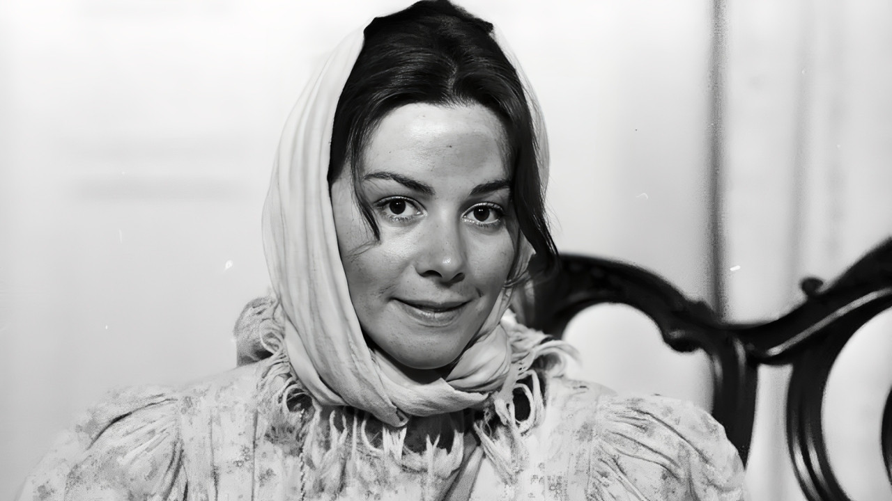 Maria Maria Background