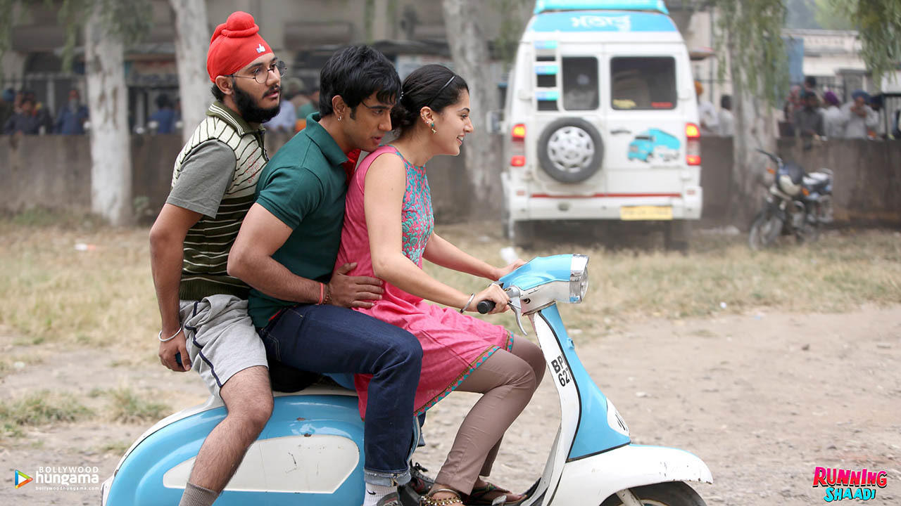 Running Shaadi Background