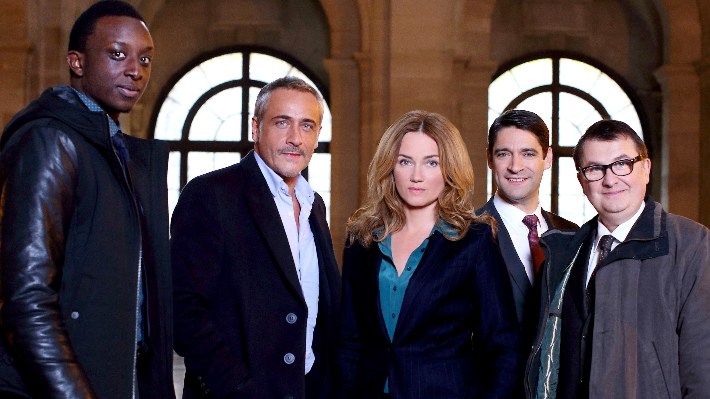 Alice Nevers, le juge est une femme Background