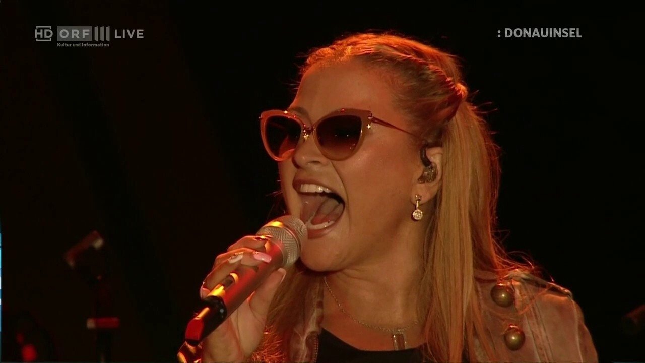 Anastacia: Live at the Donauinselfest 2015 Background