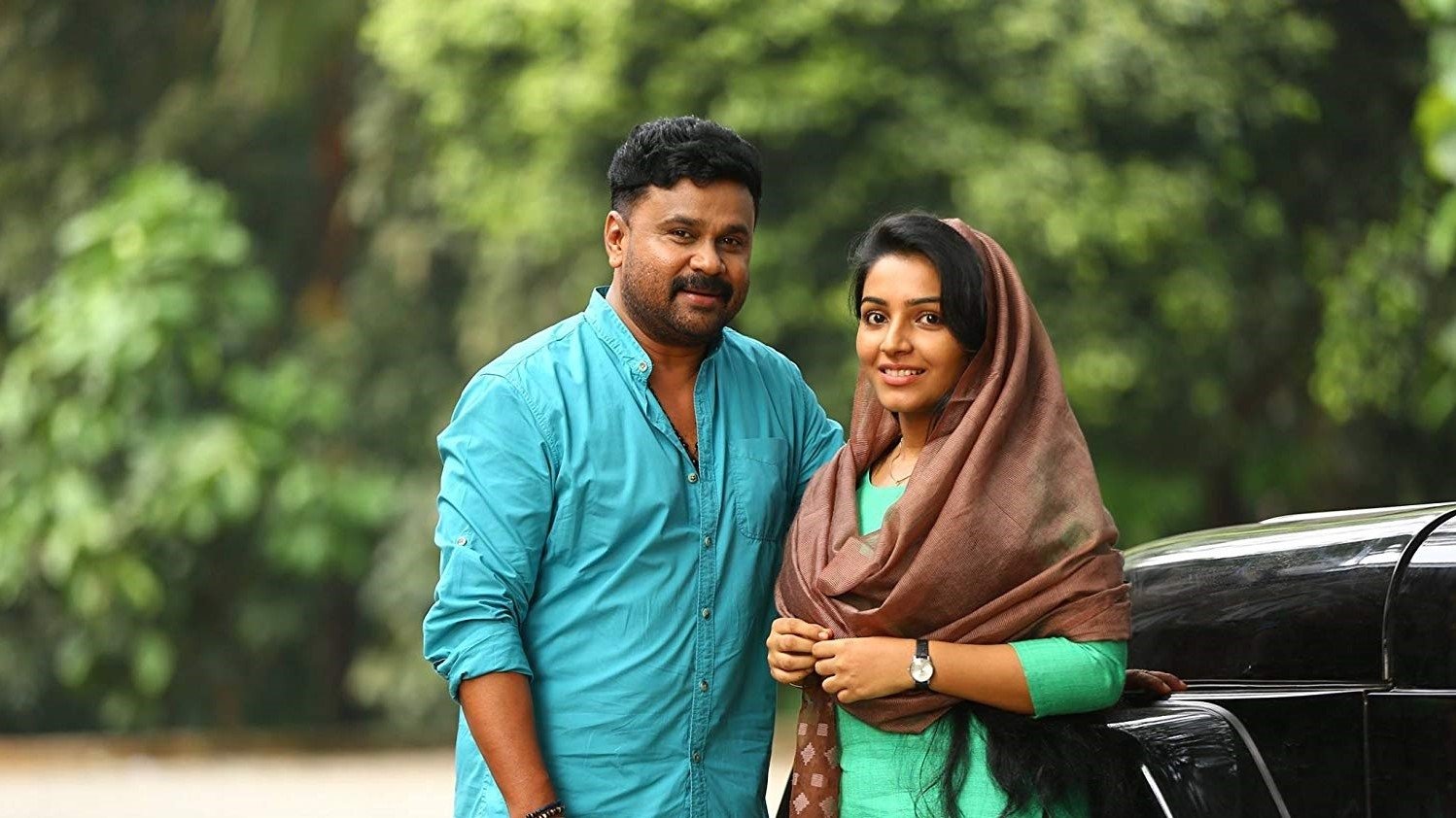 Georgettan's Pooram Background