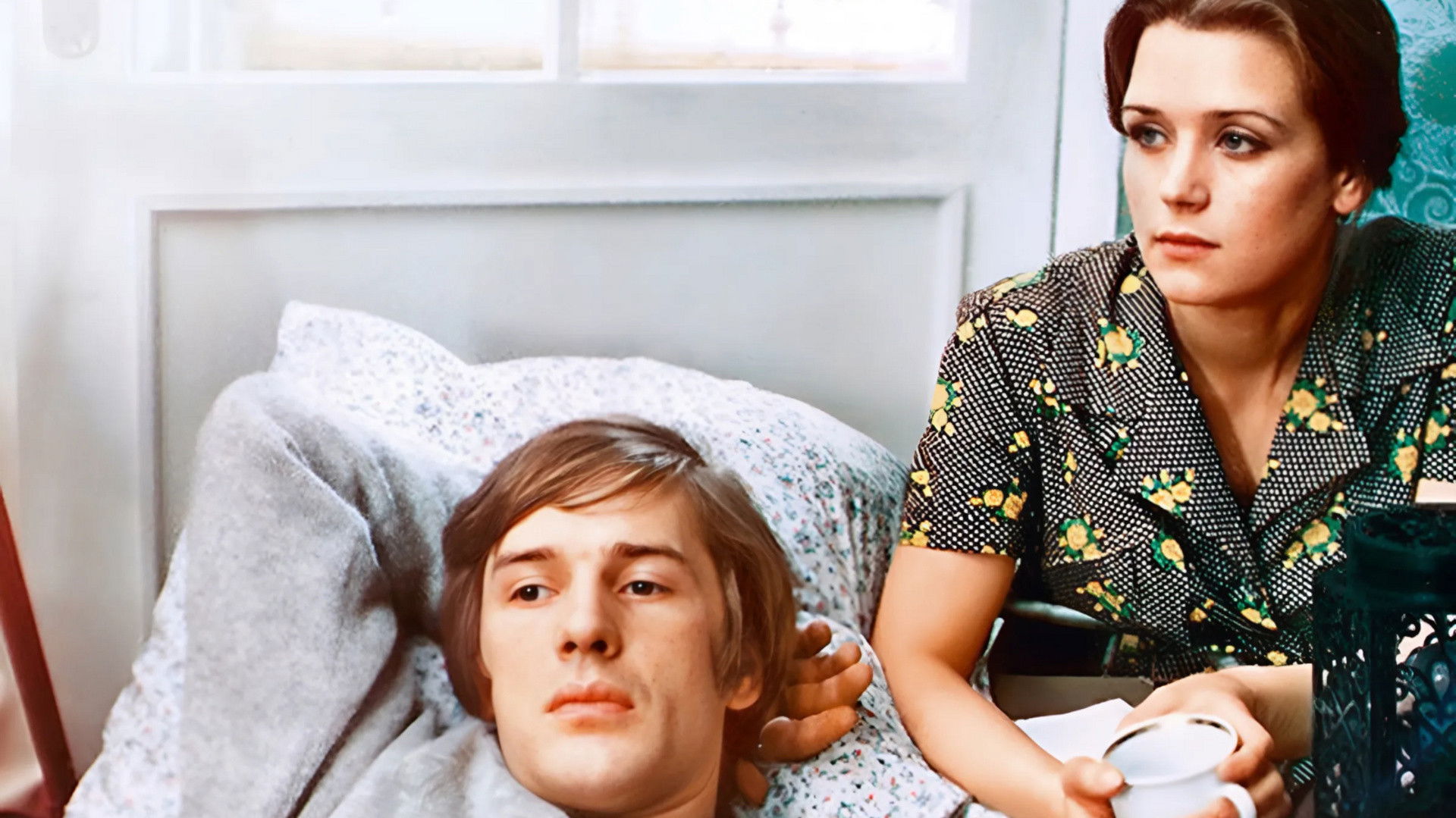 Don't Leave Your Lovers Background