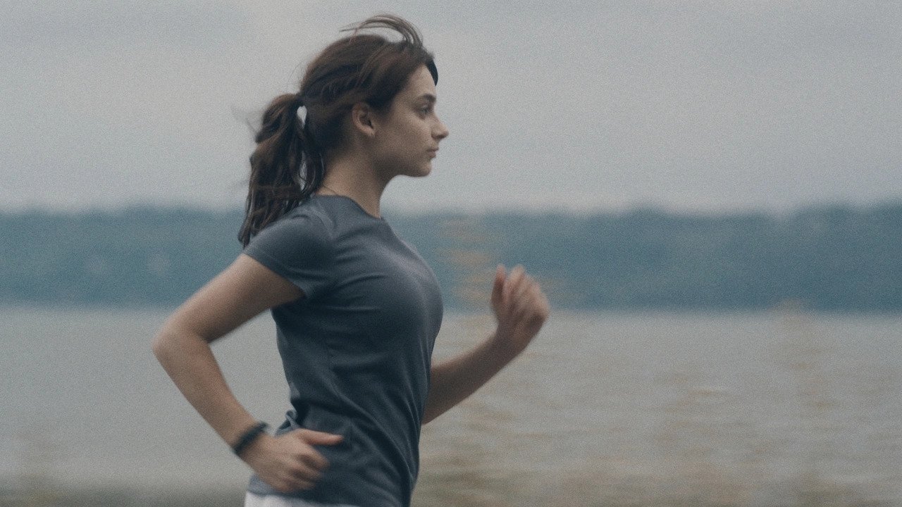 Sarah Prefers to Run Background