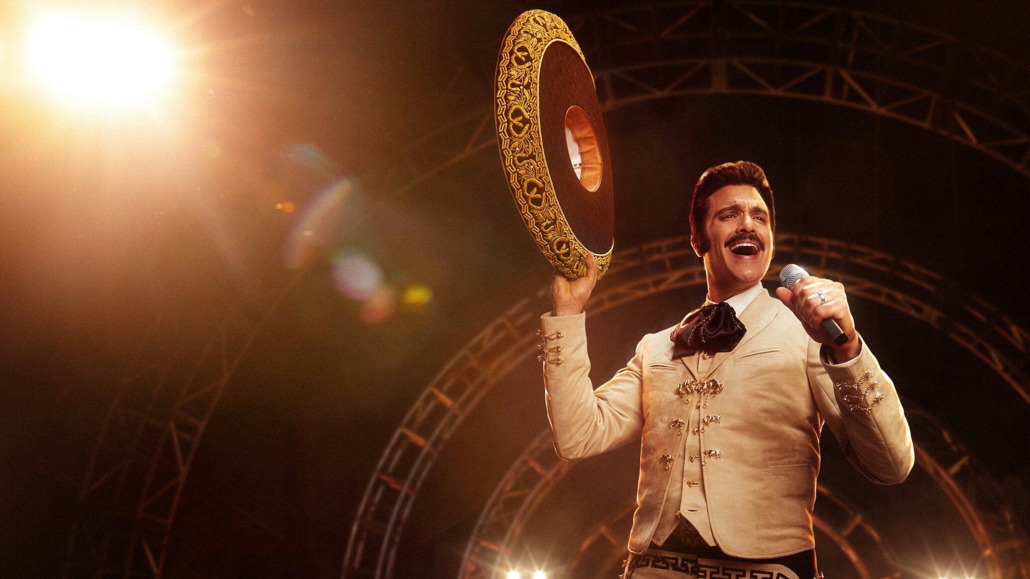 El rey, Vicente Fernández Background