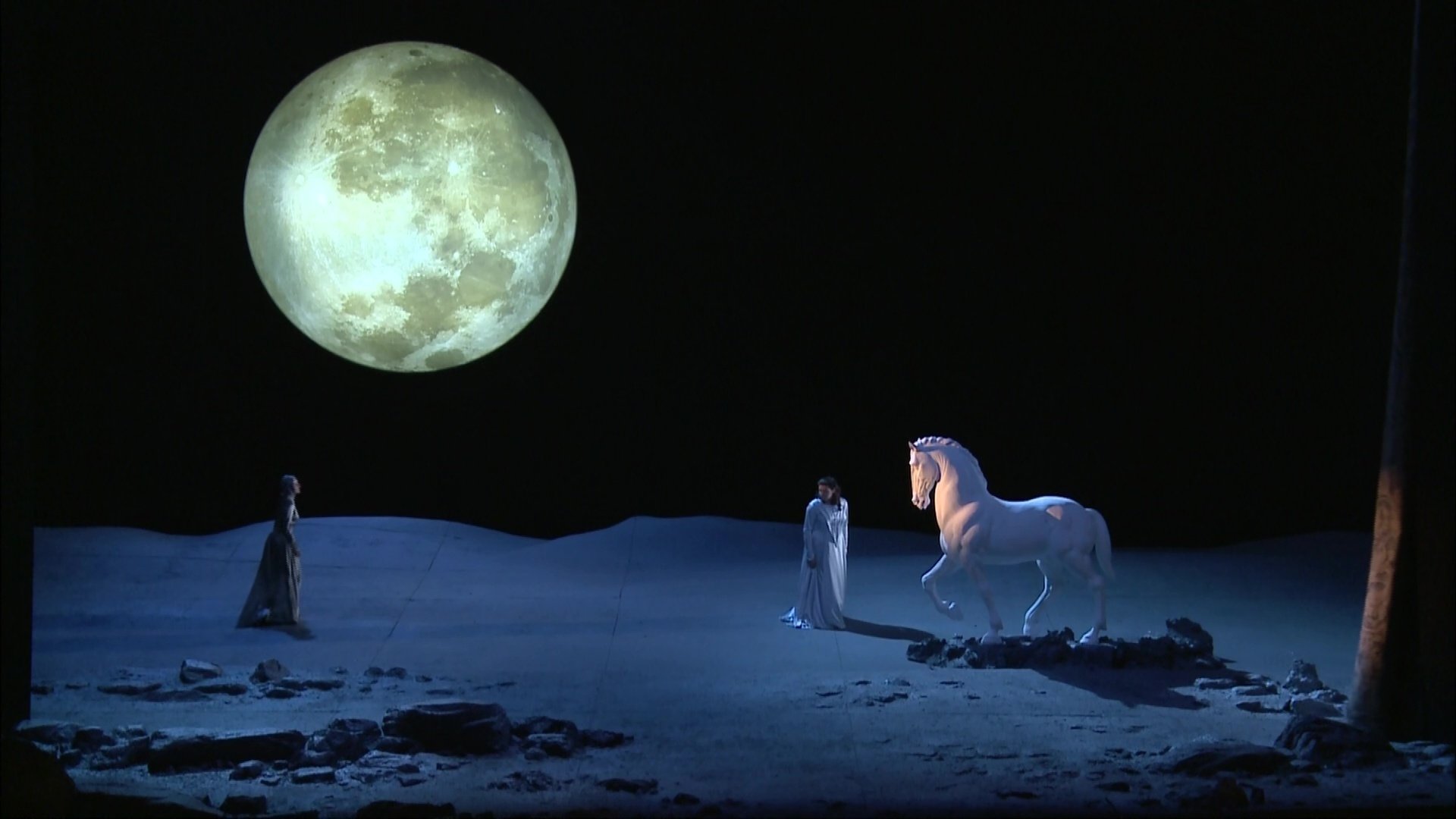 Il Trovatore Background