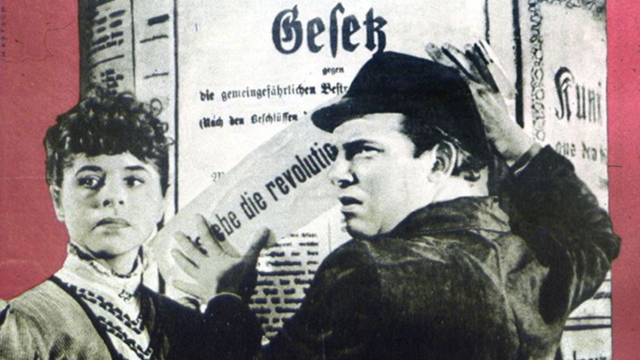 Die Unbesiegbaren Background