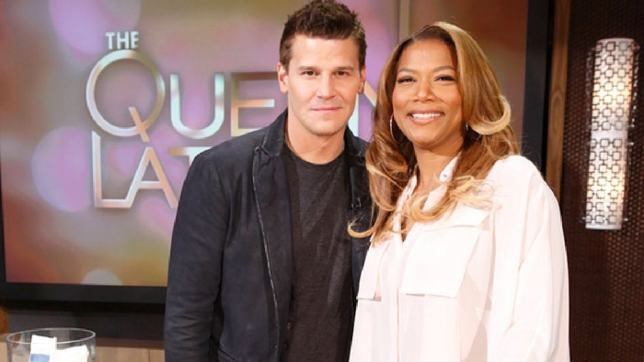 The Queen Latifah Show Background