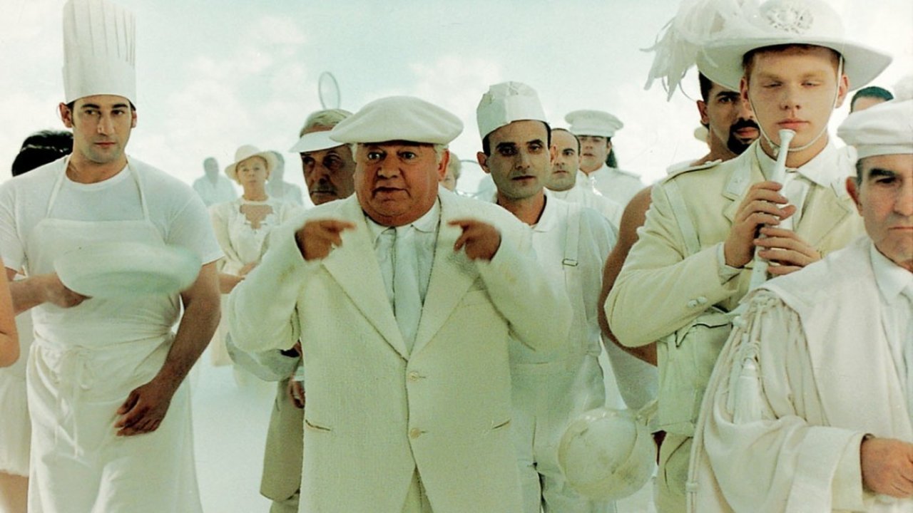 Fantozzi in Heaven Background