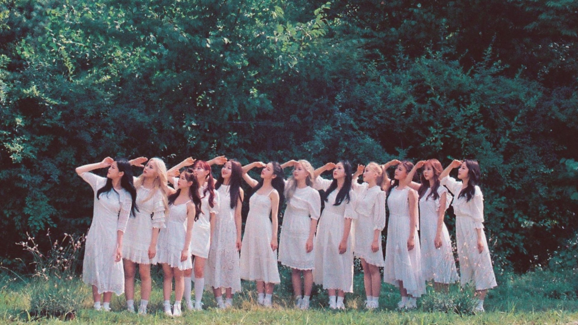 LOONA TV Background