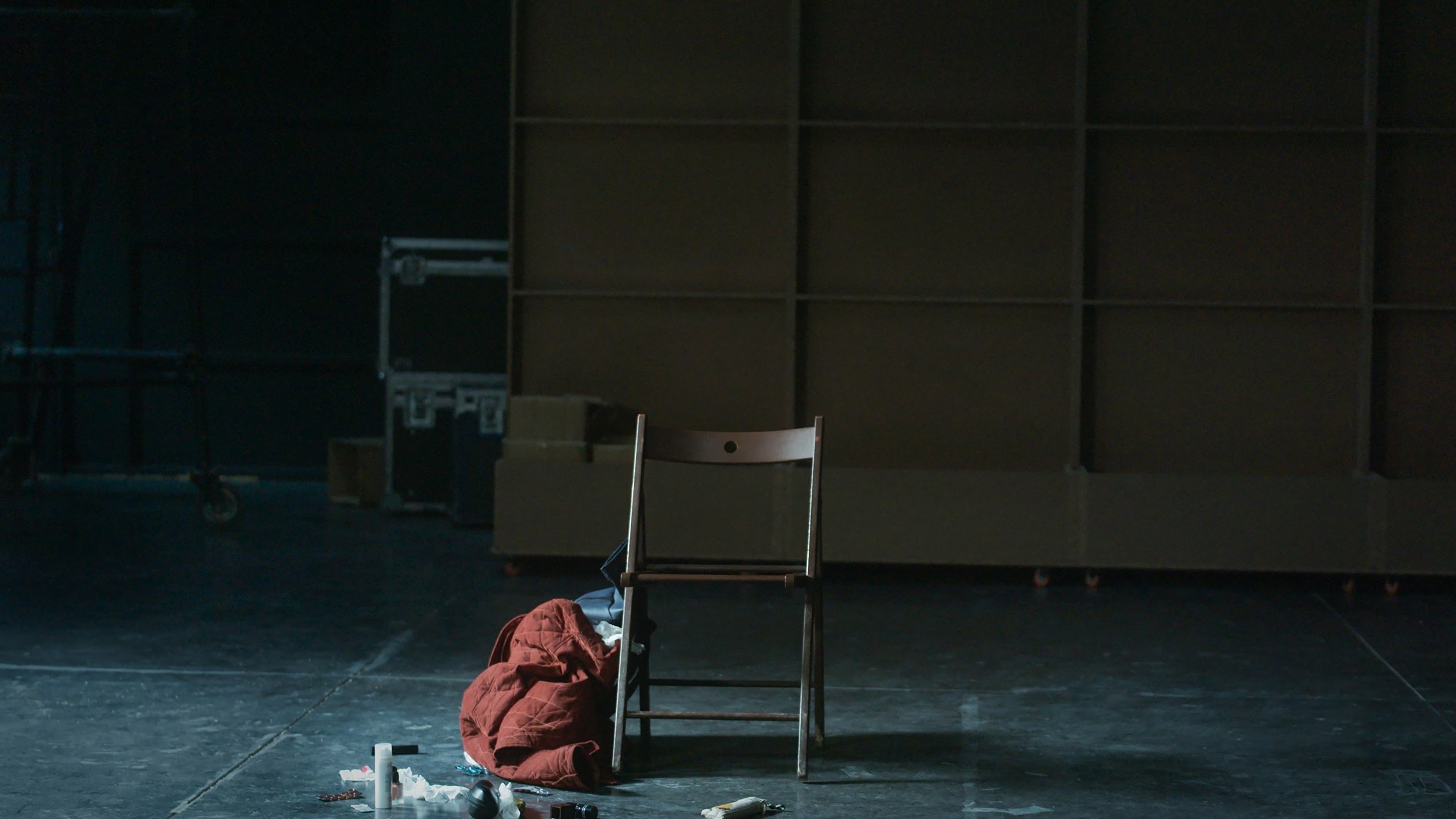 1001 Frames Background