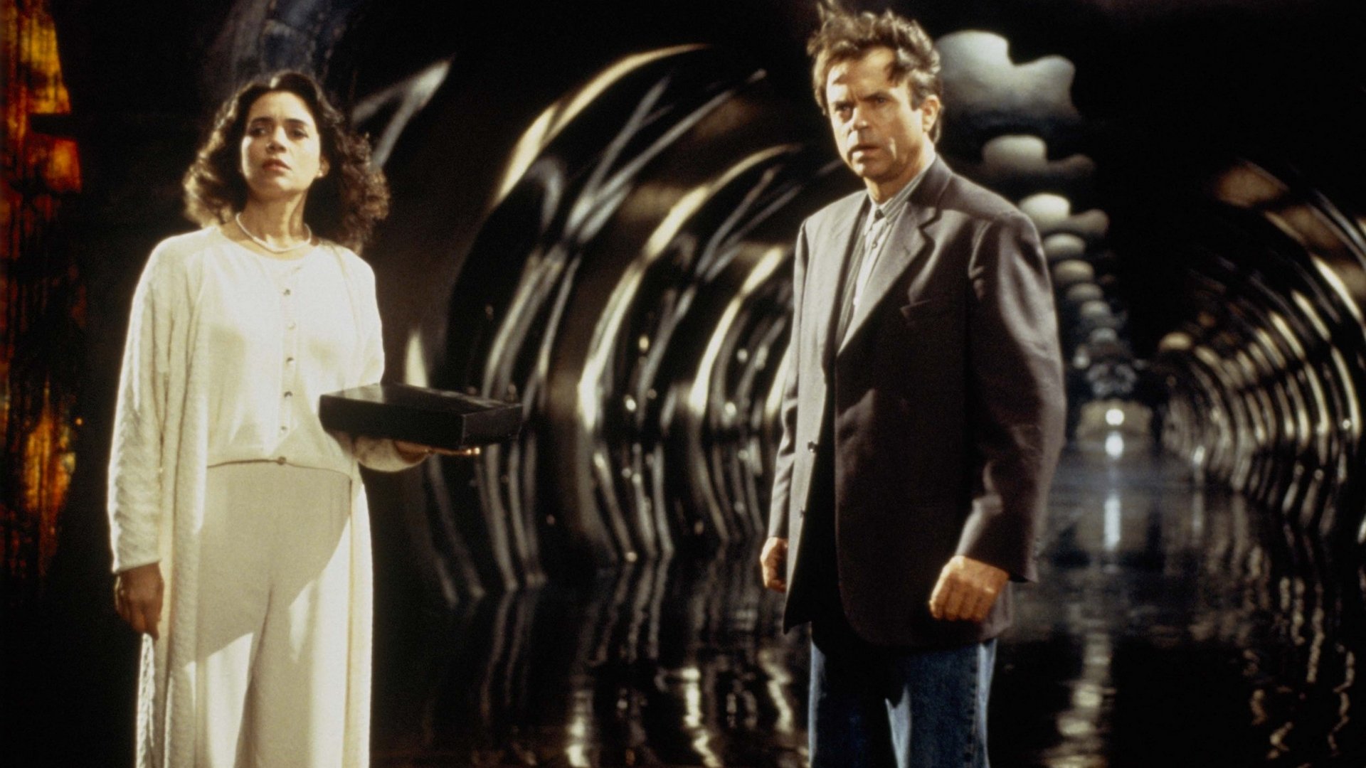 In the Mouth of Madness Background