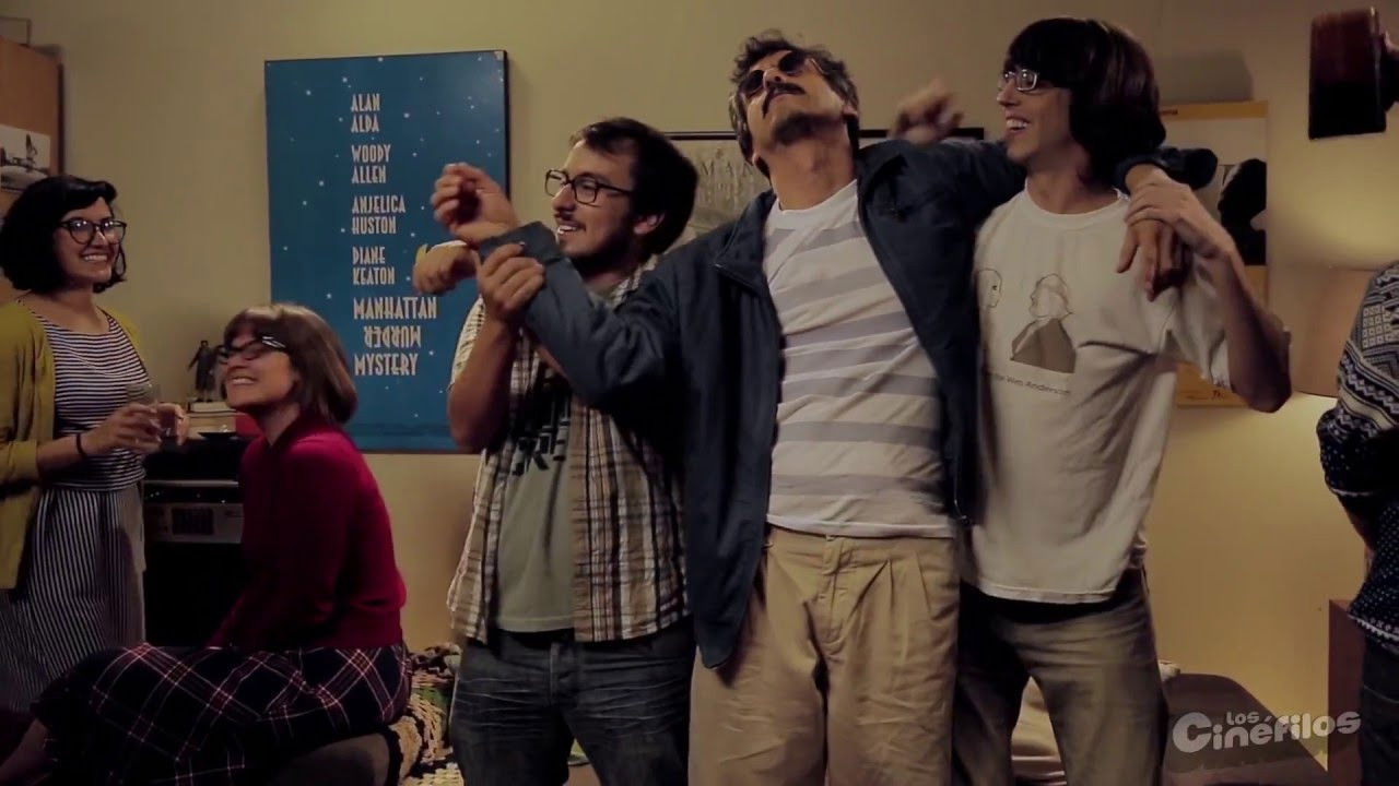 Los Cinéfilos Background