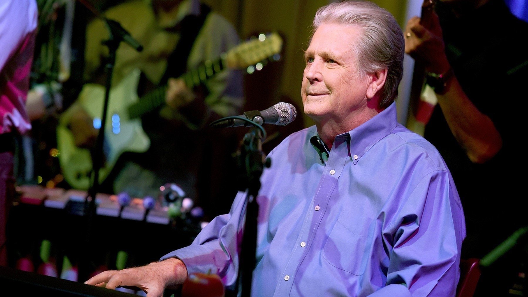 Brian Wilson and Friends - A Soundstage Special Event Background