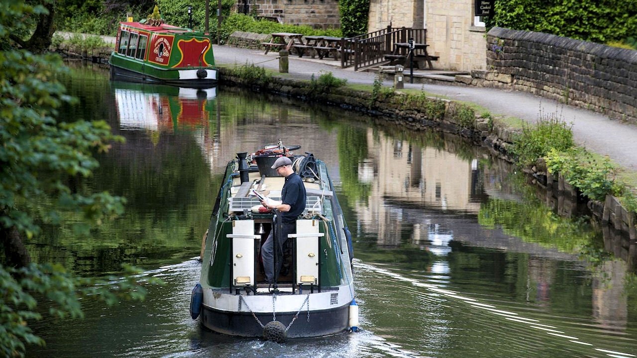 Canal Boat Diaries Background