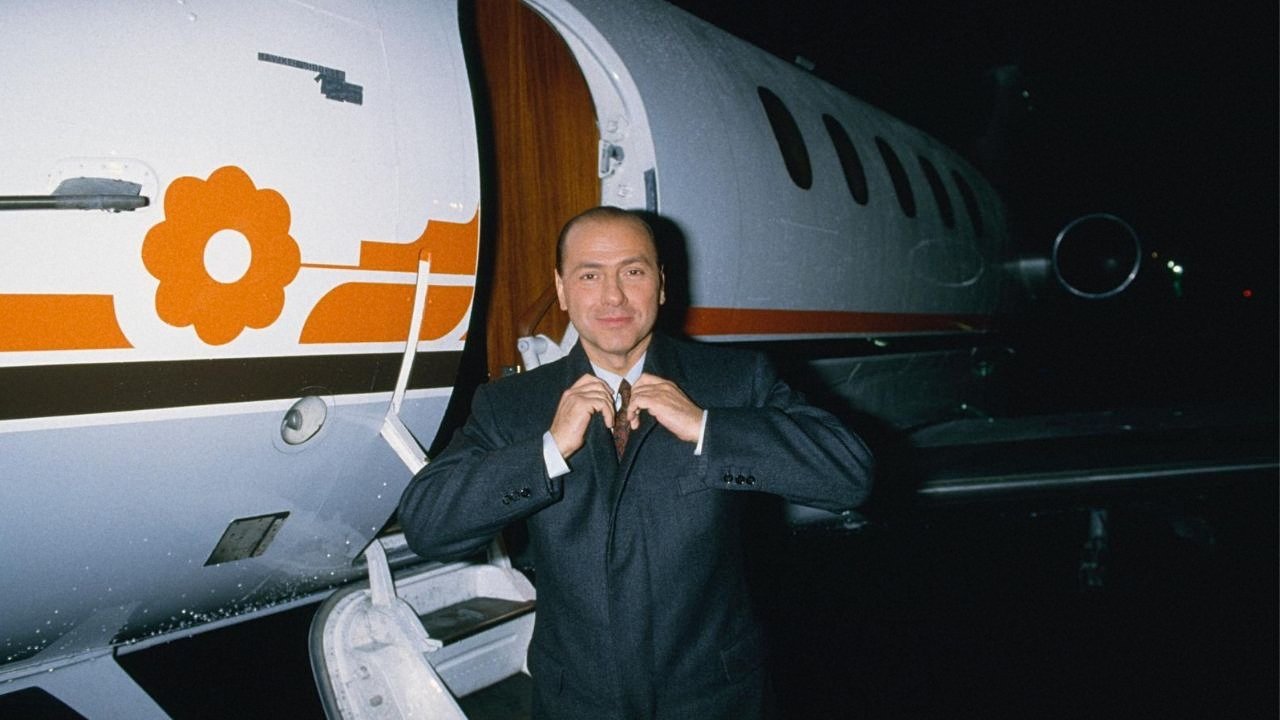 Il Giovane Berlusconi Background