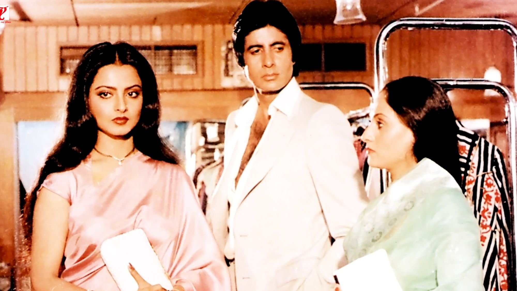 Silsila Background